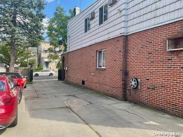 Single Family 67th  Queens, NY 11377, MLS-L3577670-17