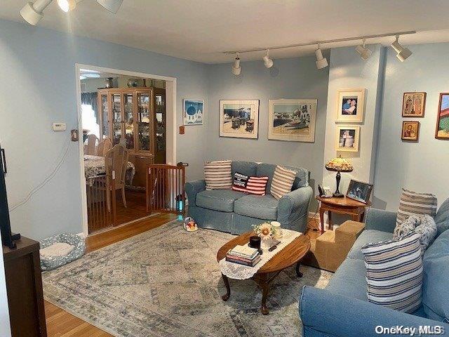 Single Family 67th  Queens, NY 11377, MLS-L3577670-6