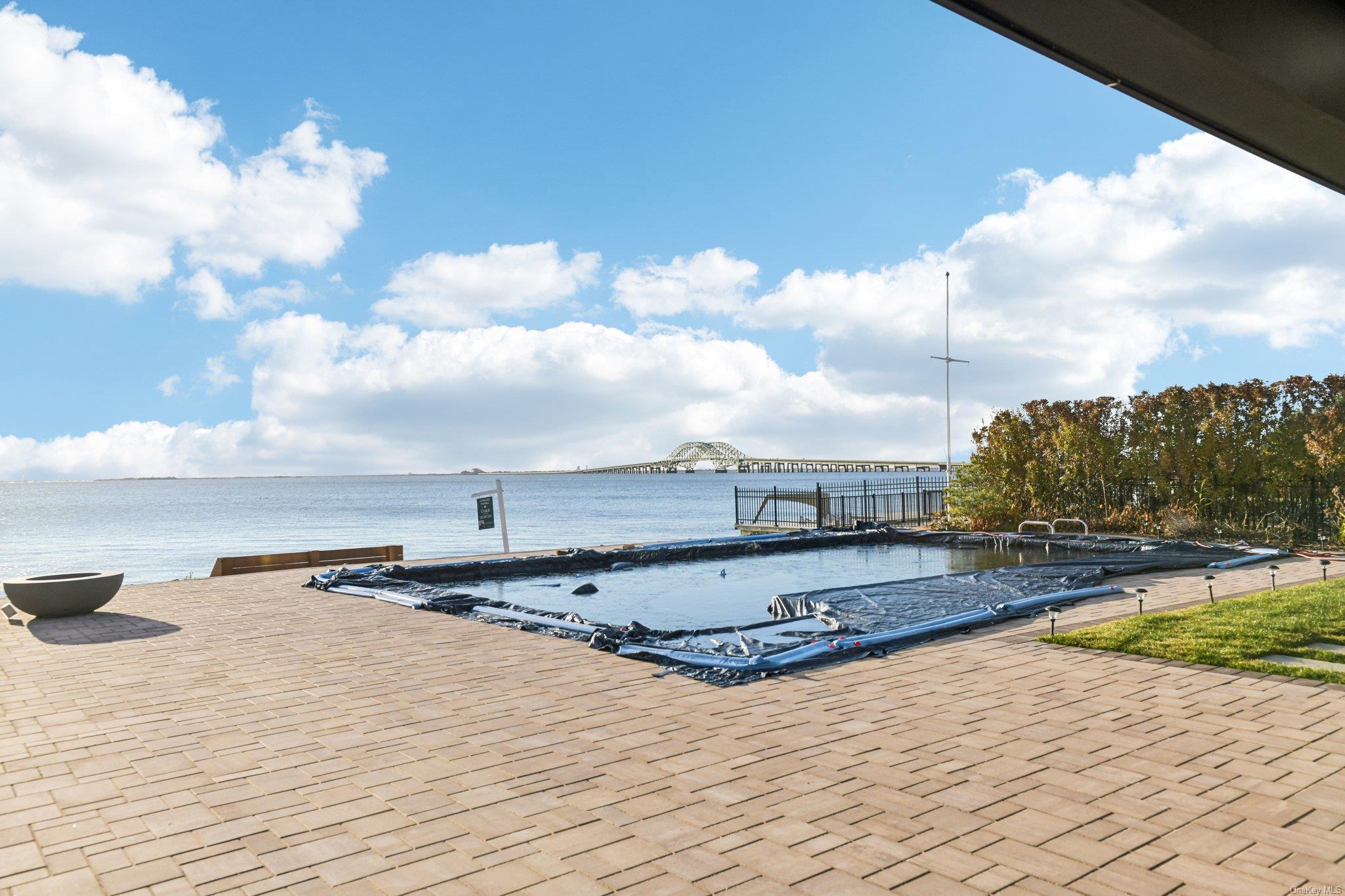 Single Family Shoal  Suffolk County, NY 11795, MLS-L3577770-40