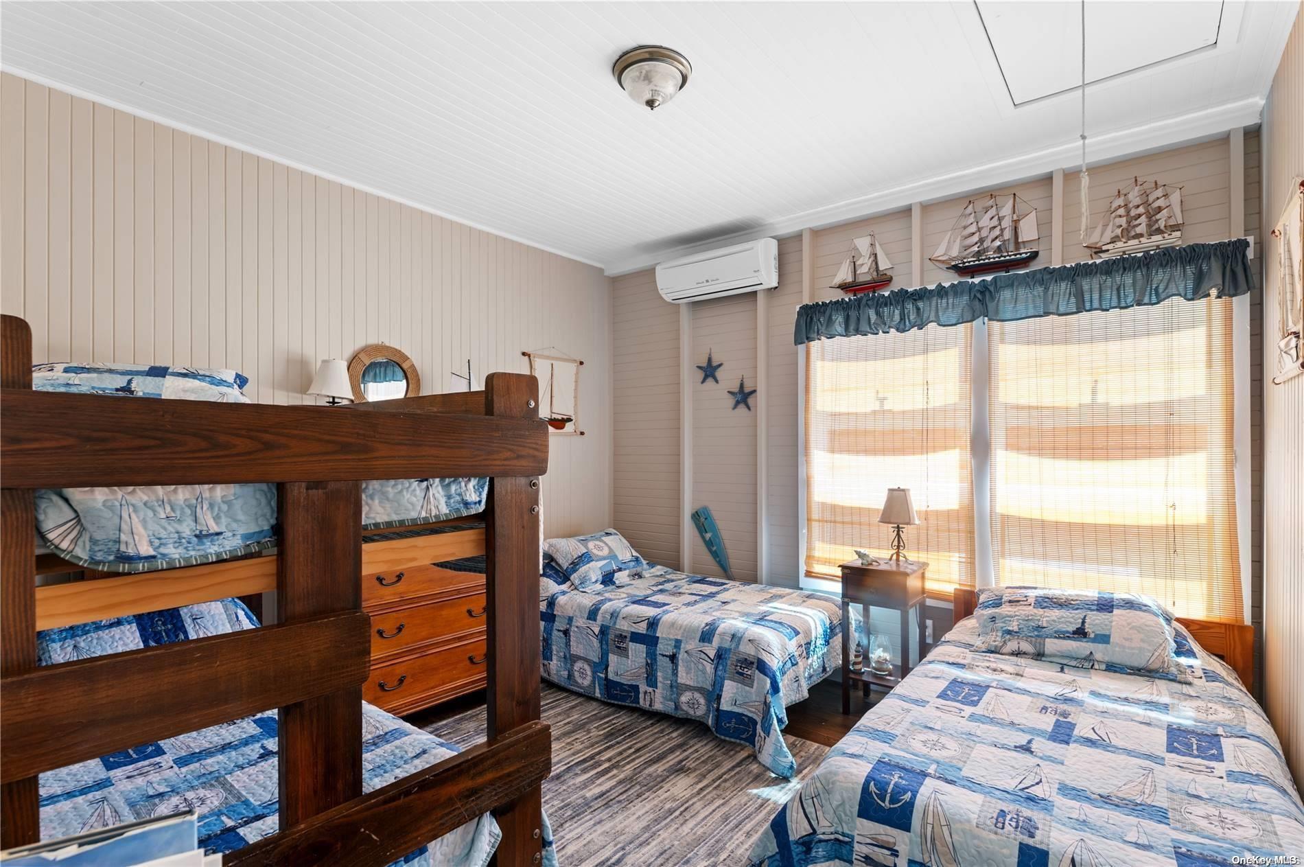 Single Family Ocean  Suffolk County, NY 11770, MLS-L3577813-12
