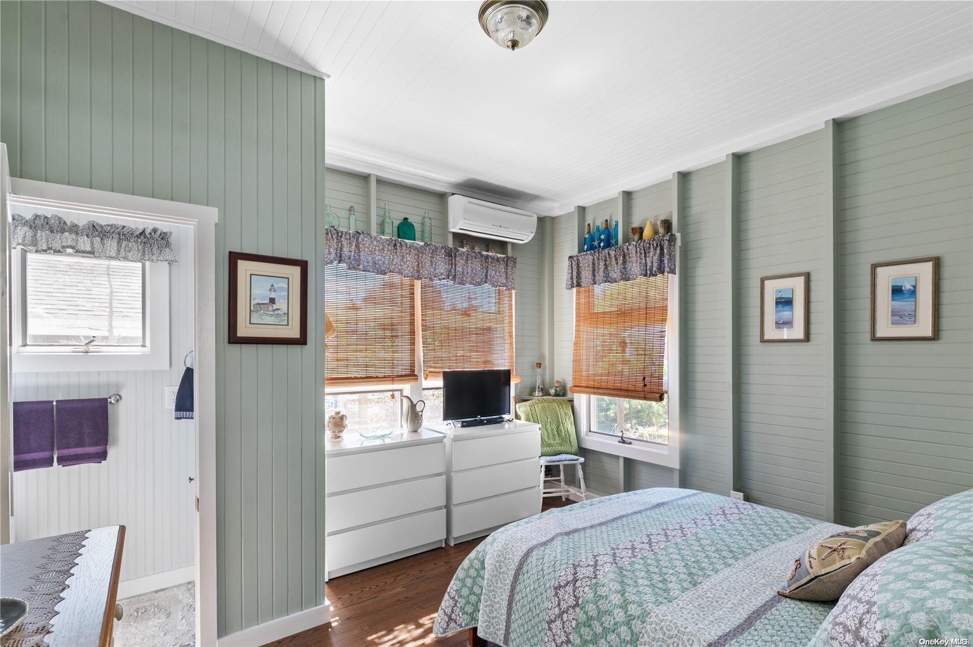 Single Family Ocean  Suffolk County, NY 11770, MLS-L3577813-9