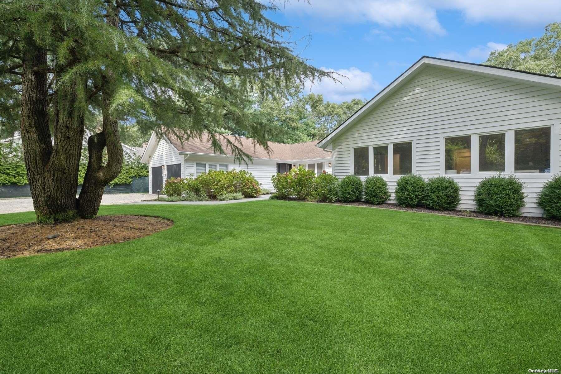 Single Family West Gate Road  Suffolk County, NY 11975, MLS-L3578072-24