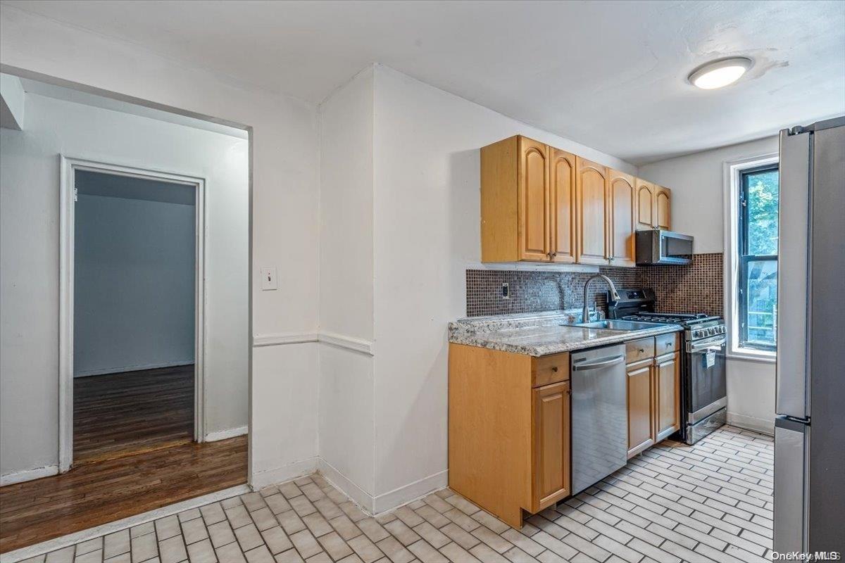 Coop Bailey Ave  Bronx, NY 10463, MLS-L3578082-10