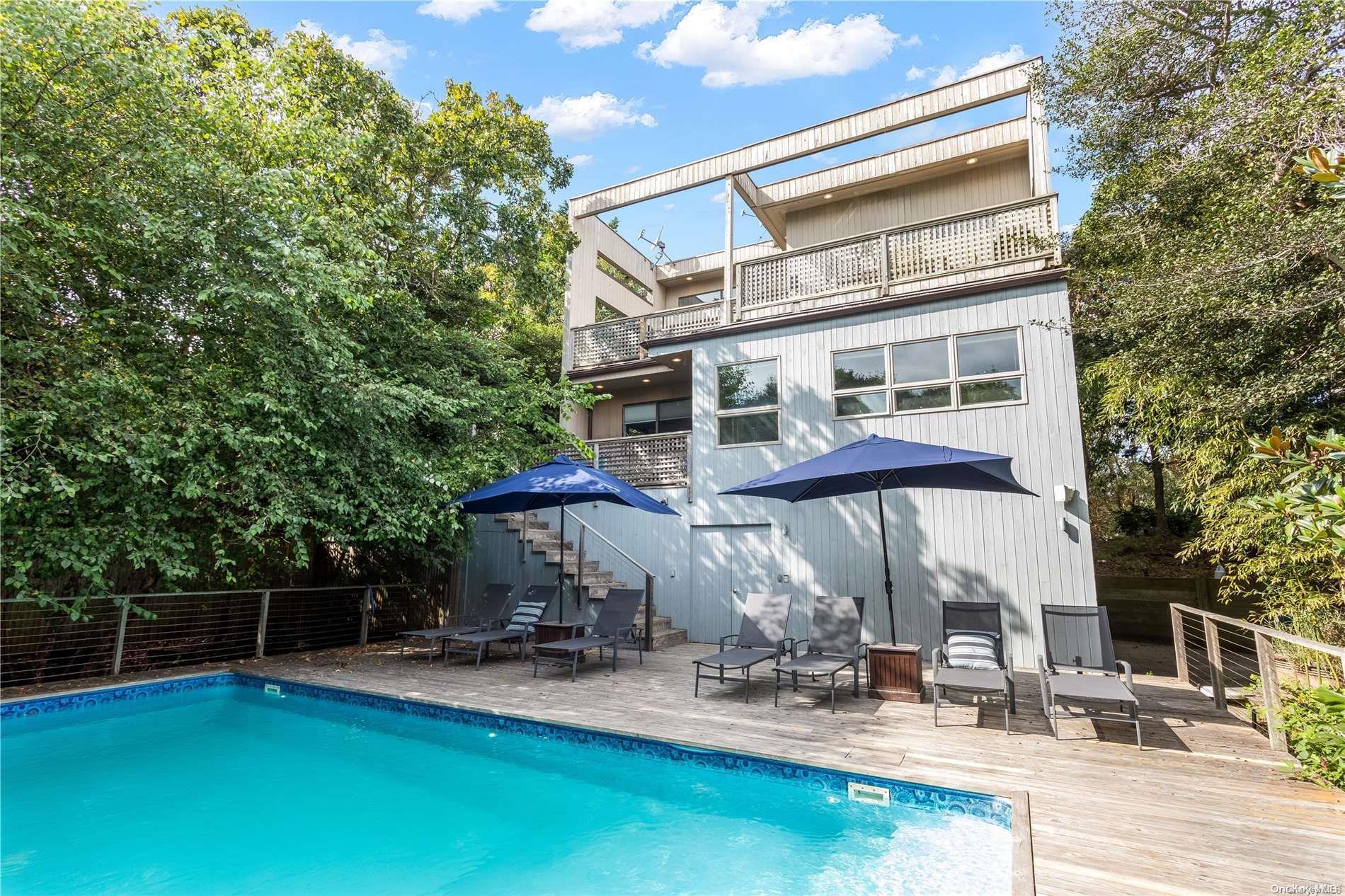 Single Family Bay  Suffolk County, NY 11782, MLS-L3578105-2
