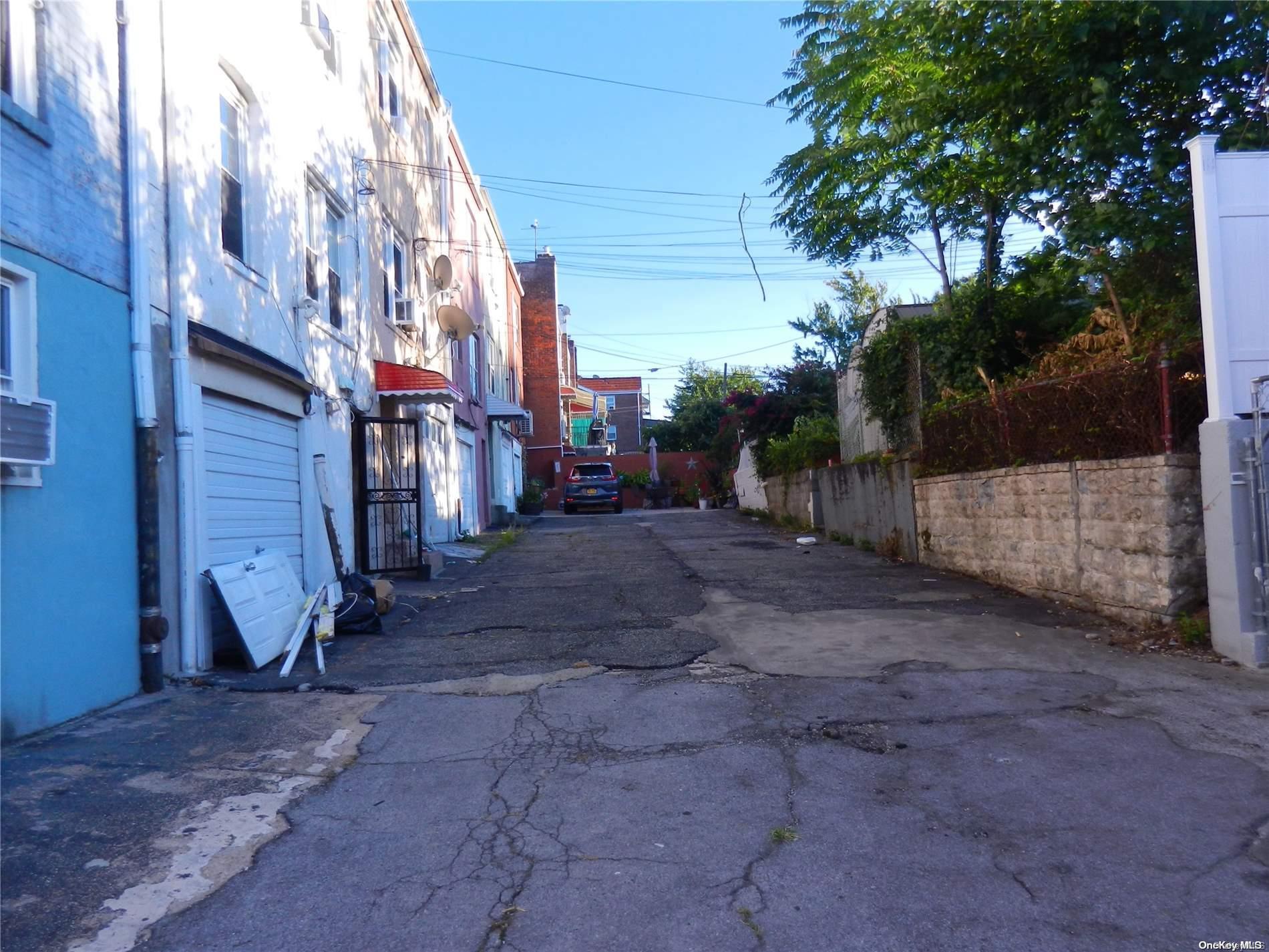 Single Family 86th  Queens, NY 11369, MLS-L3578122-20