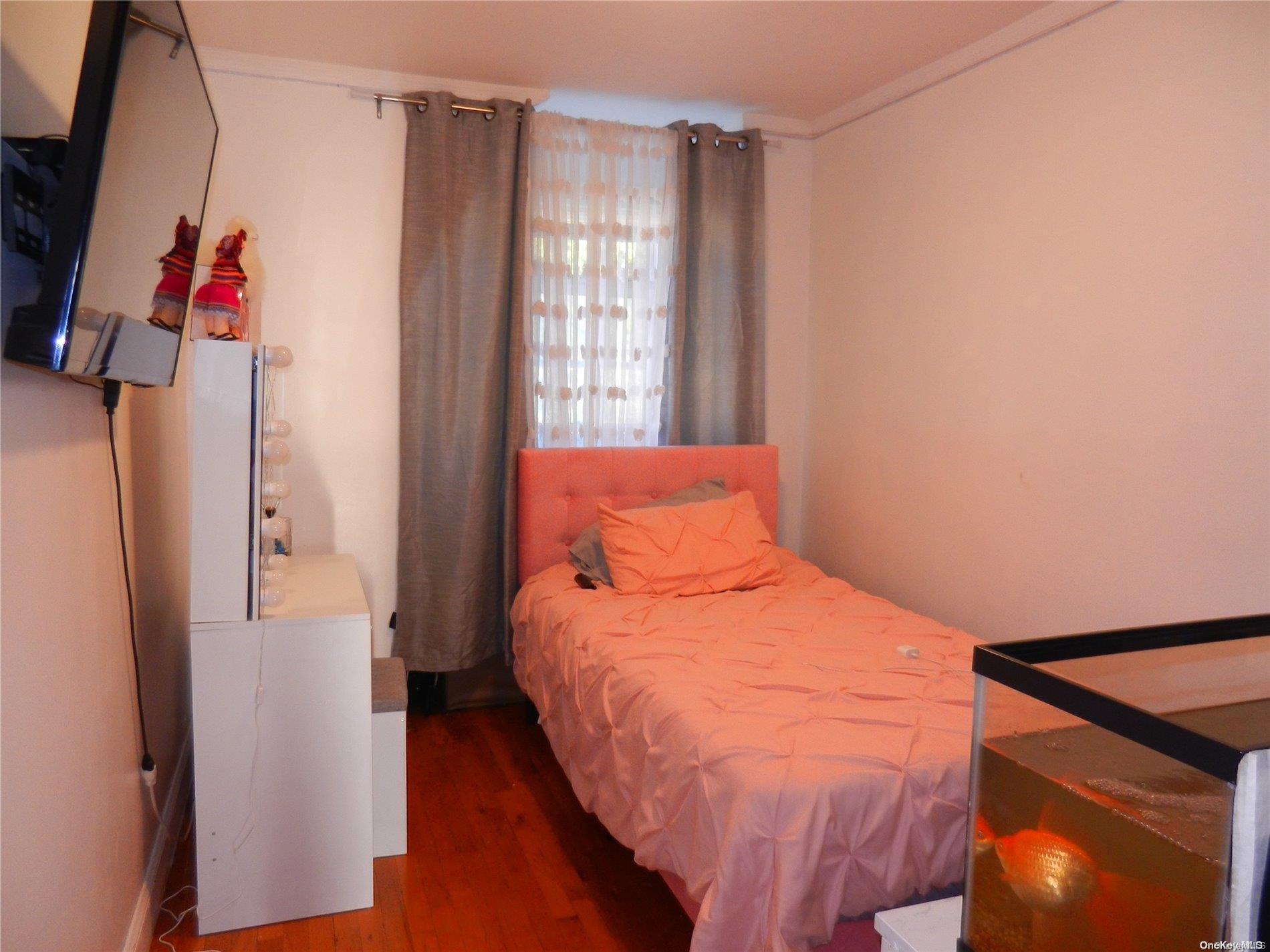 Single Family 86th  Queens, NY 11369, MLS-L3578122-8