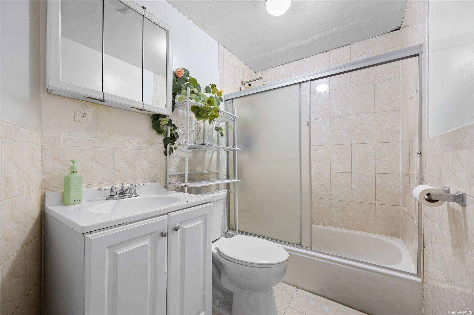 Single Family 120th  Queens, NY 11434, MLS-L3578292-19