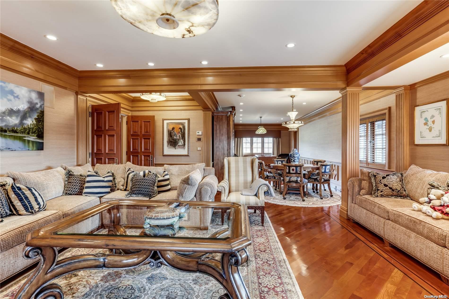 Single Family Applewood Estate  Nassau County, NY 11545, MLS-L3578383-18