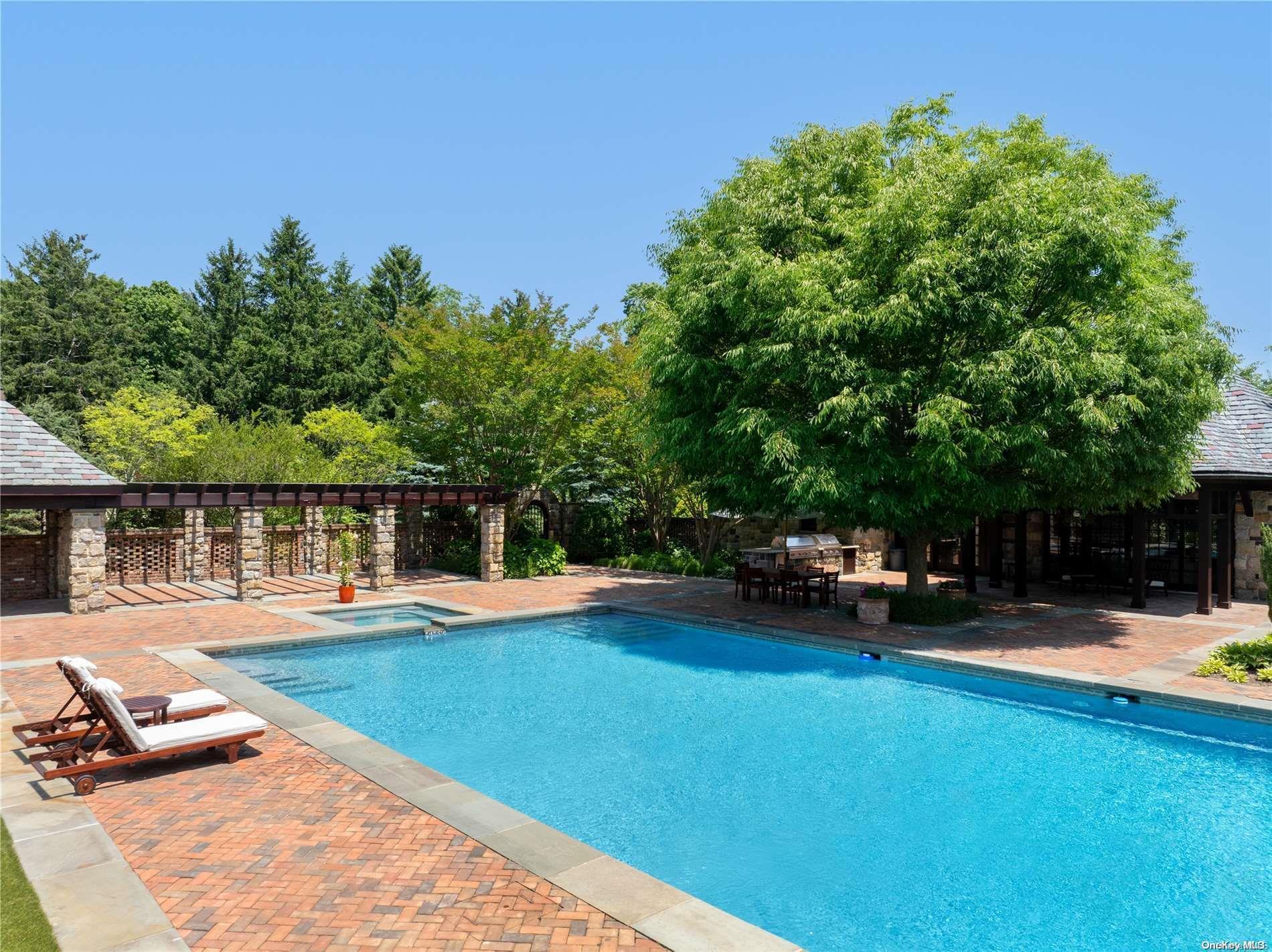 Single Family Applewood Estate  Nassau County, NY 11545, MLS-L3578383-27