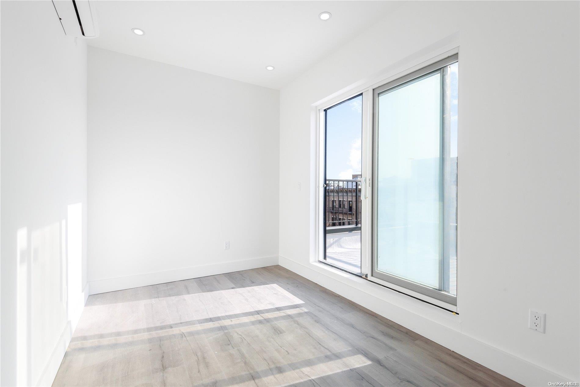 Commercial Sale Rogers  Brooklyn, NY 11226, MLS-L3578429-14