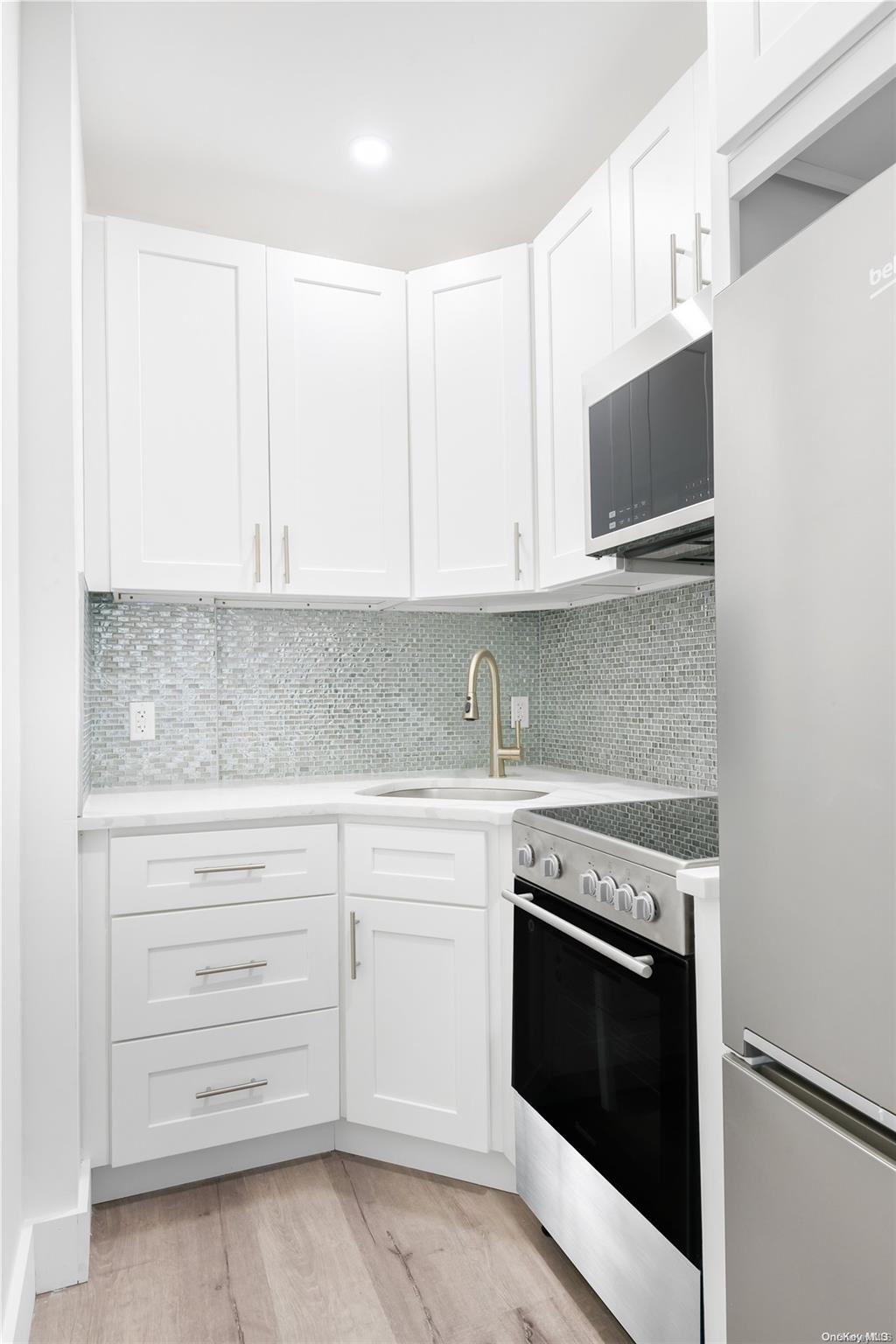 Commercial Sale Rogers  Brooklyn, NY 11226, MLS-L3578429-16