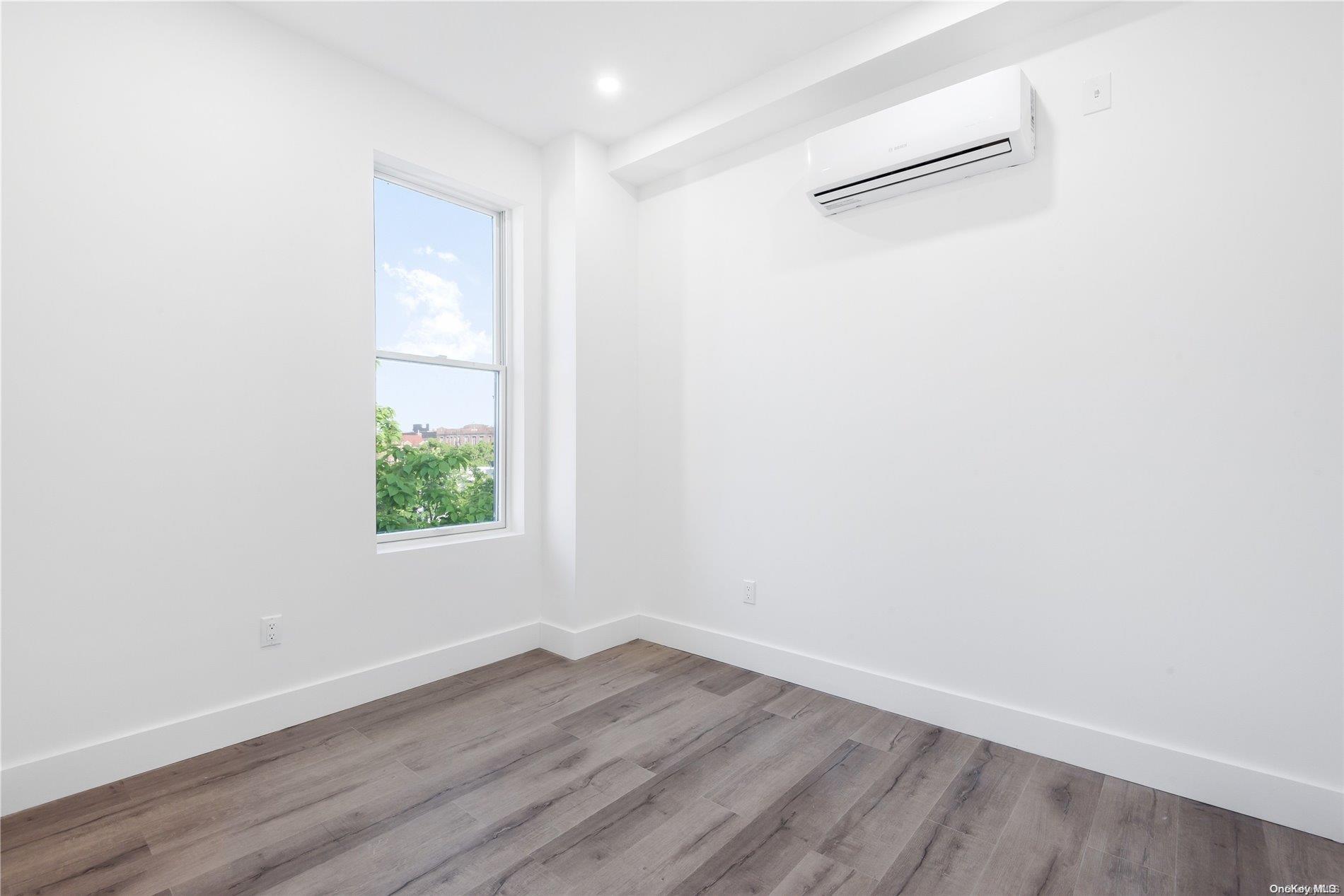 Commercial Sale Rogers  Brooklyn, NY 11226, MLS-L3578429-18