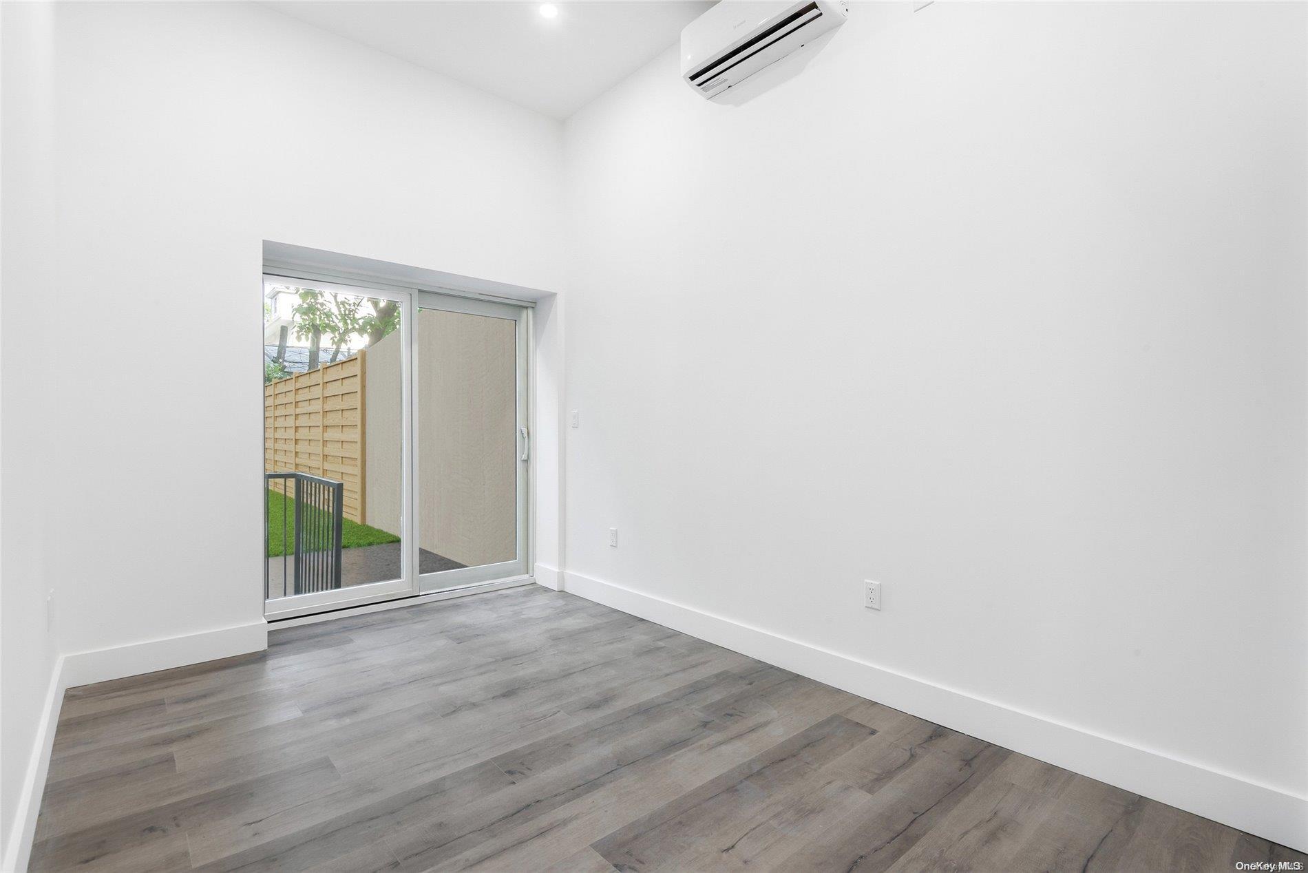 Commercial Sale Rogers  Brooklyn, NY 11226, MLS-L3578429-6