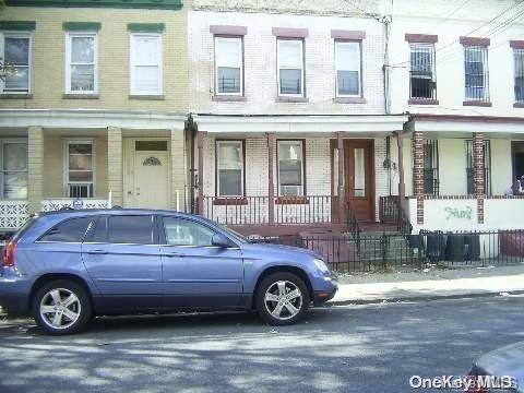 Single Family Autumn  Brooklyn, NY 11208, MLS-L3578503-2