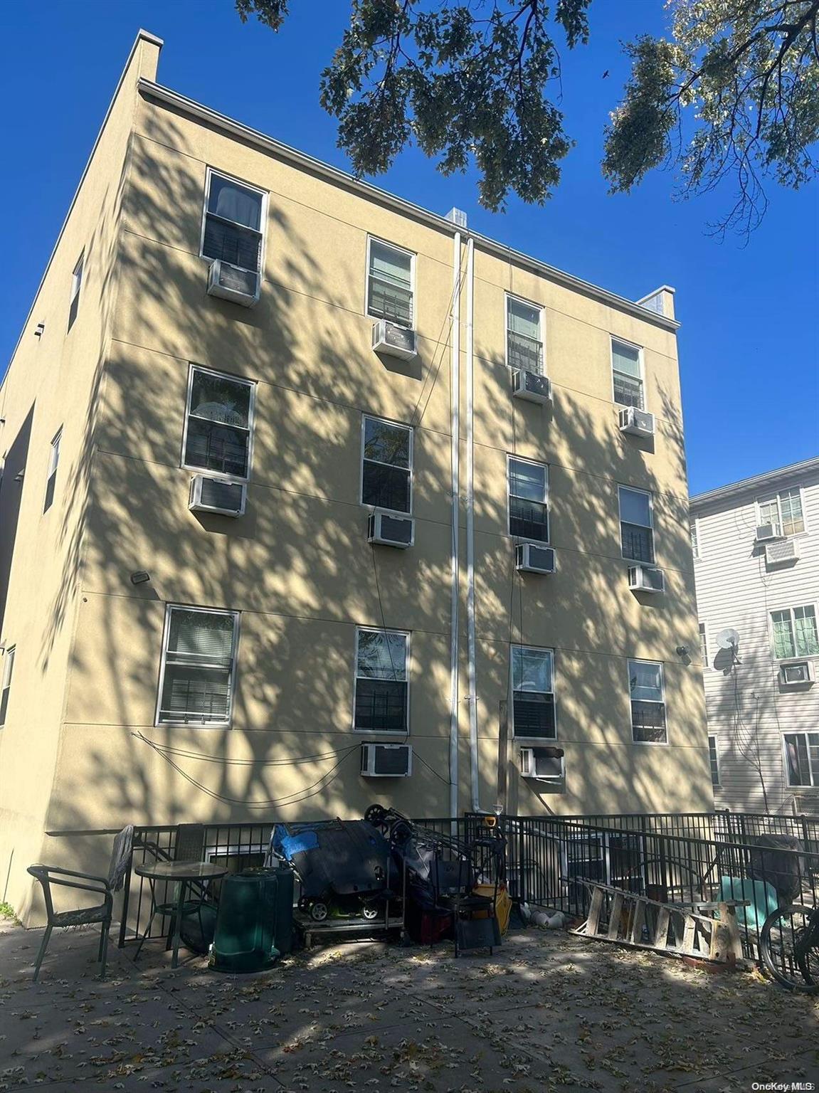 Single Family 41st  Queens, NY 11368, MLS-L3578636-6