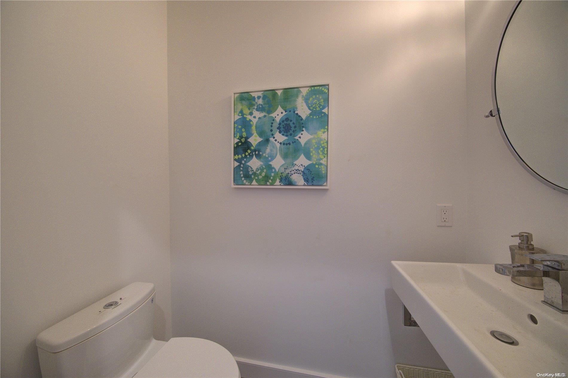 Single Family Crystal Mews  Suffolk County, NY 11937, MLS-L3578769-11