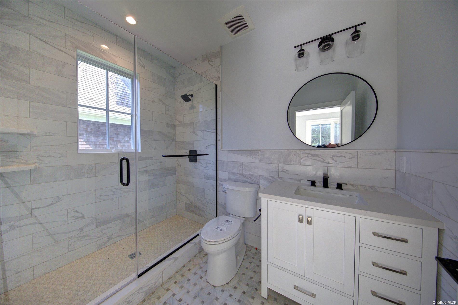 Single Family Crystal Mews  Suffolk County, NY 11937, MLS-L3578771-15