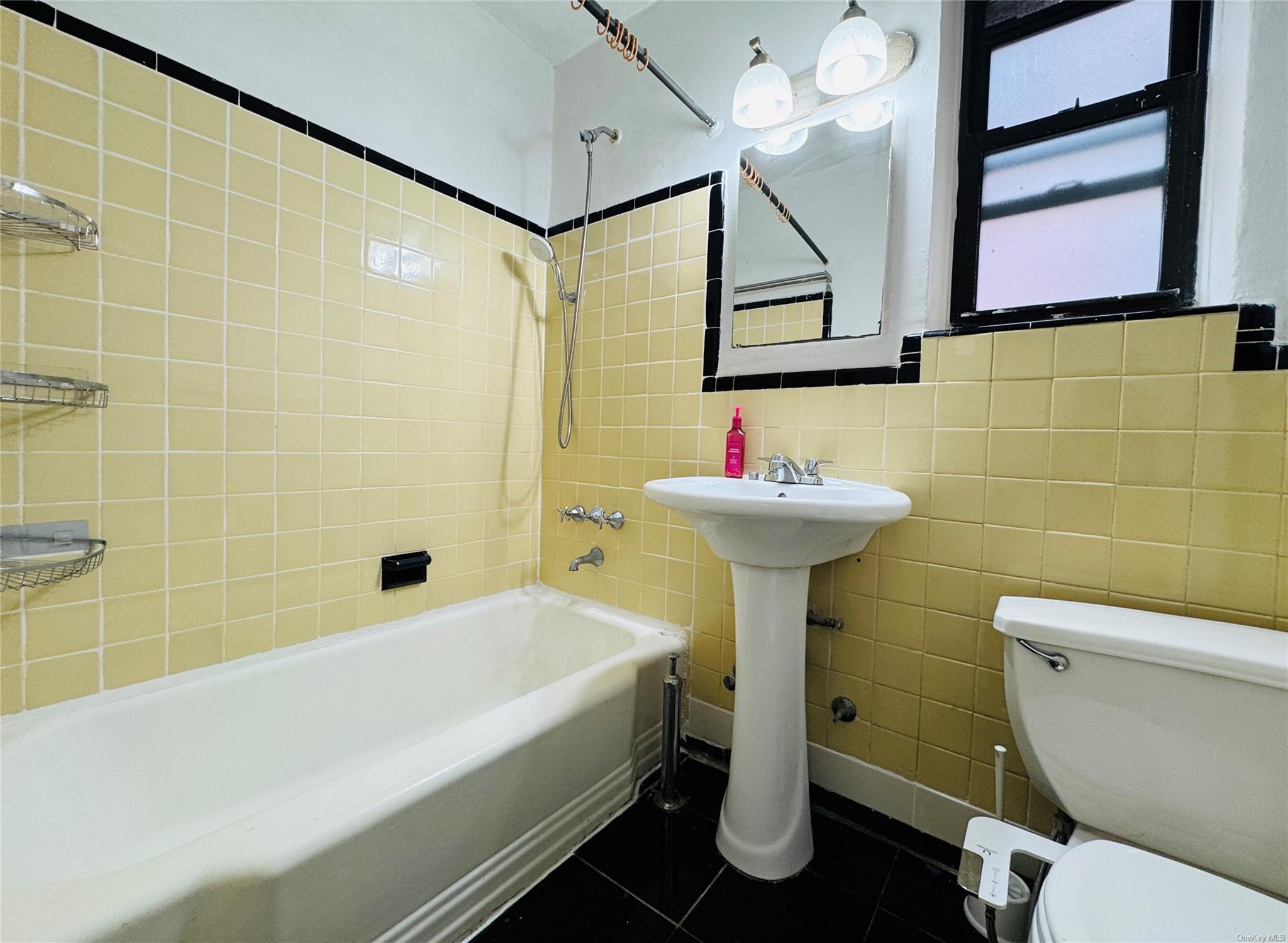 Coop 66th  Queens, NY 11374, MLS-L3579220-7