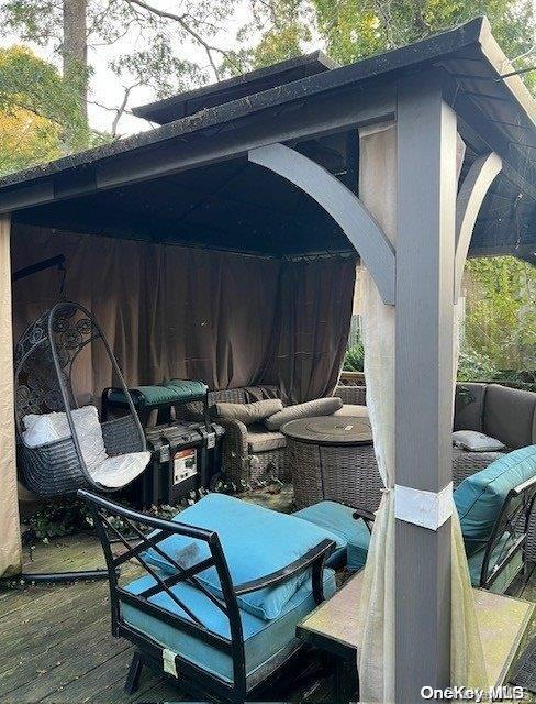 Single Family Peeker  Suffolk County, NY 11951, MLS-L3579249-10