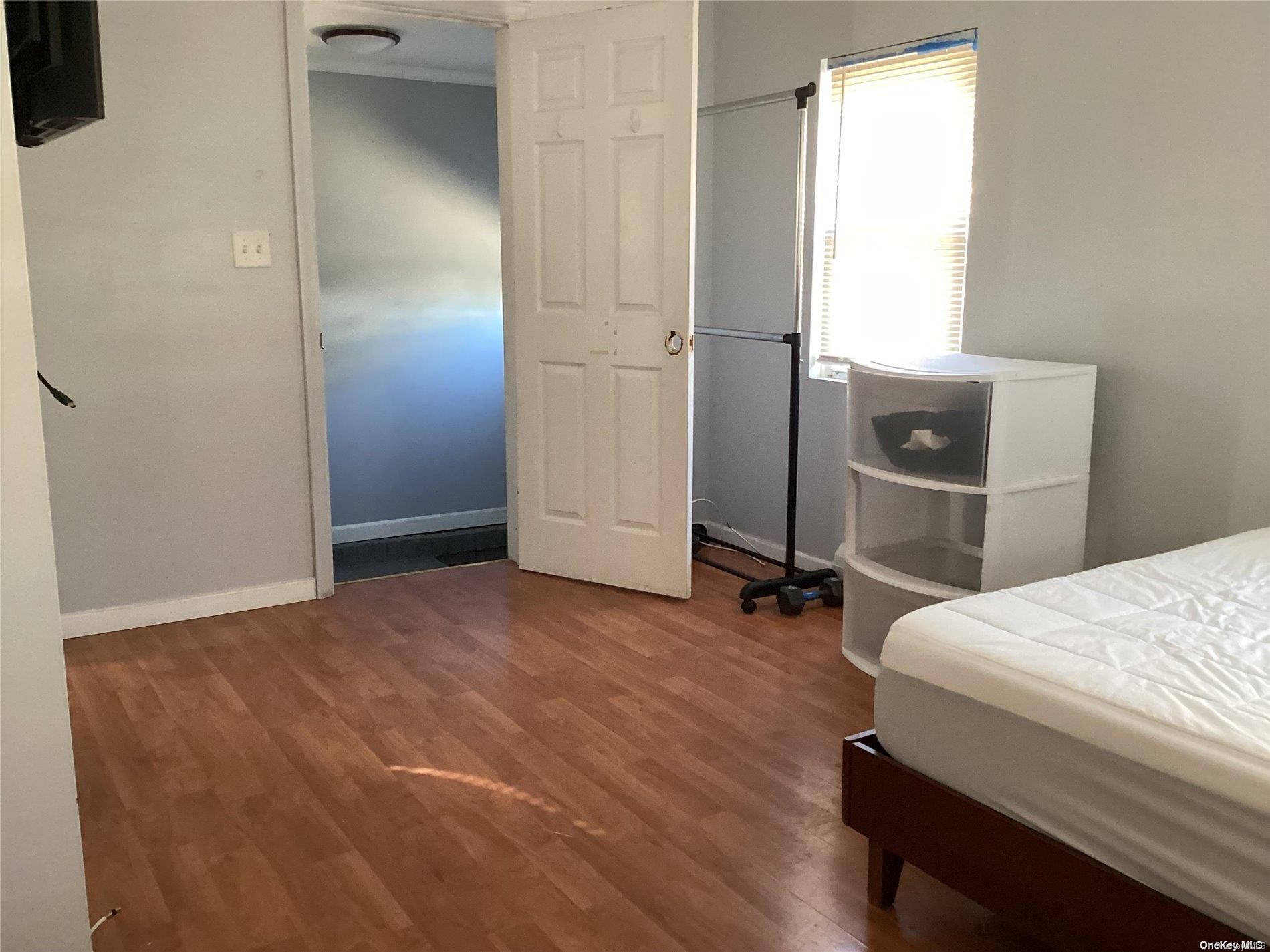 Single Family 9th  Suffolk County, NY 11757, MLS-L3579609-6