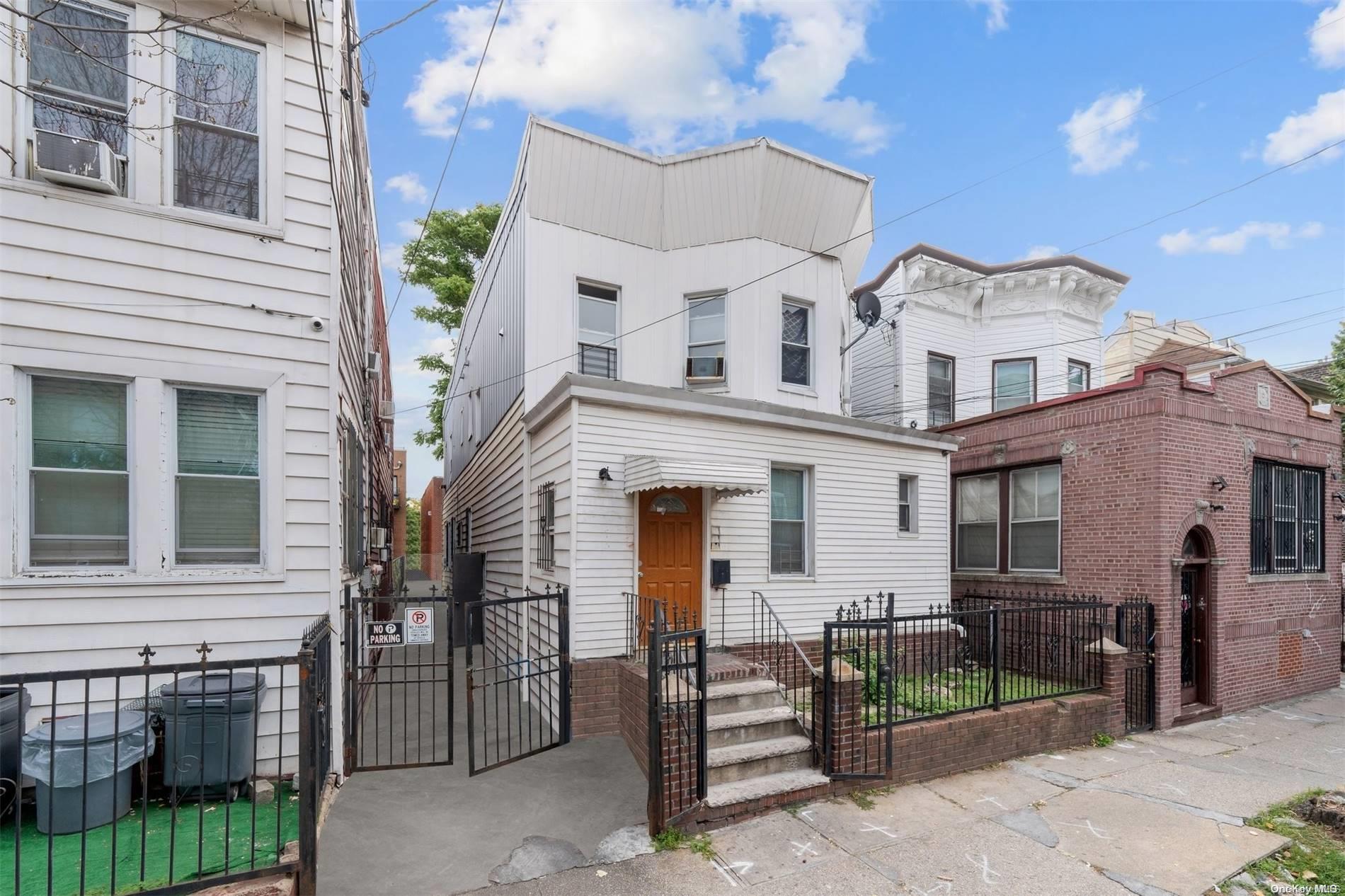 Single Family 99th  Queens, NY 11368, MLS-L3579719-2