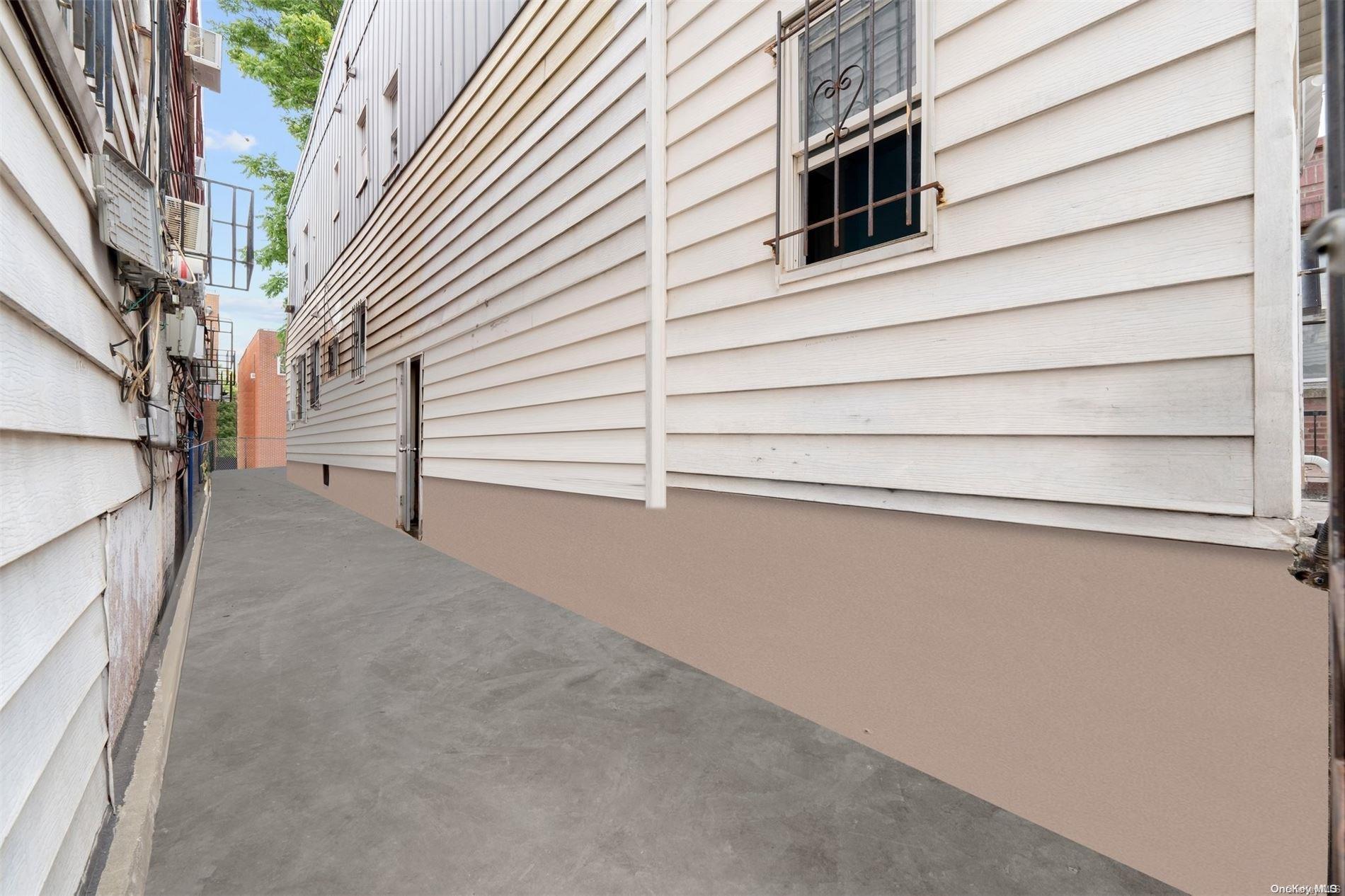 Single Family 99th  Queens, NY 11368, MLS-L3579719-3