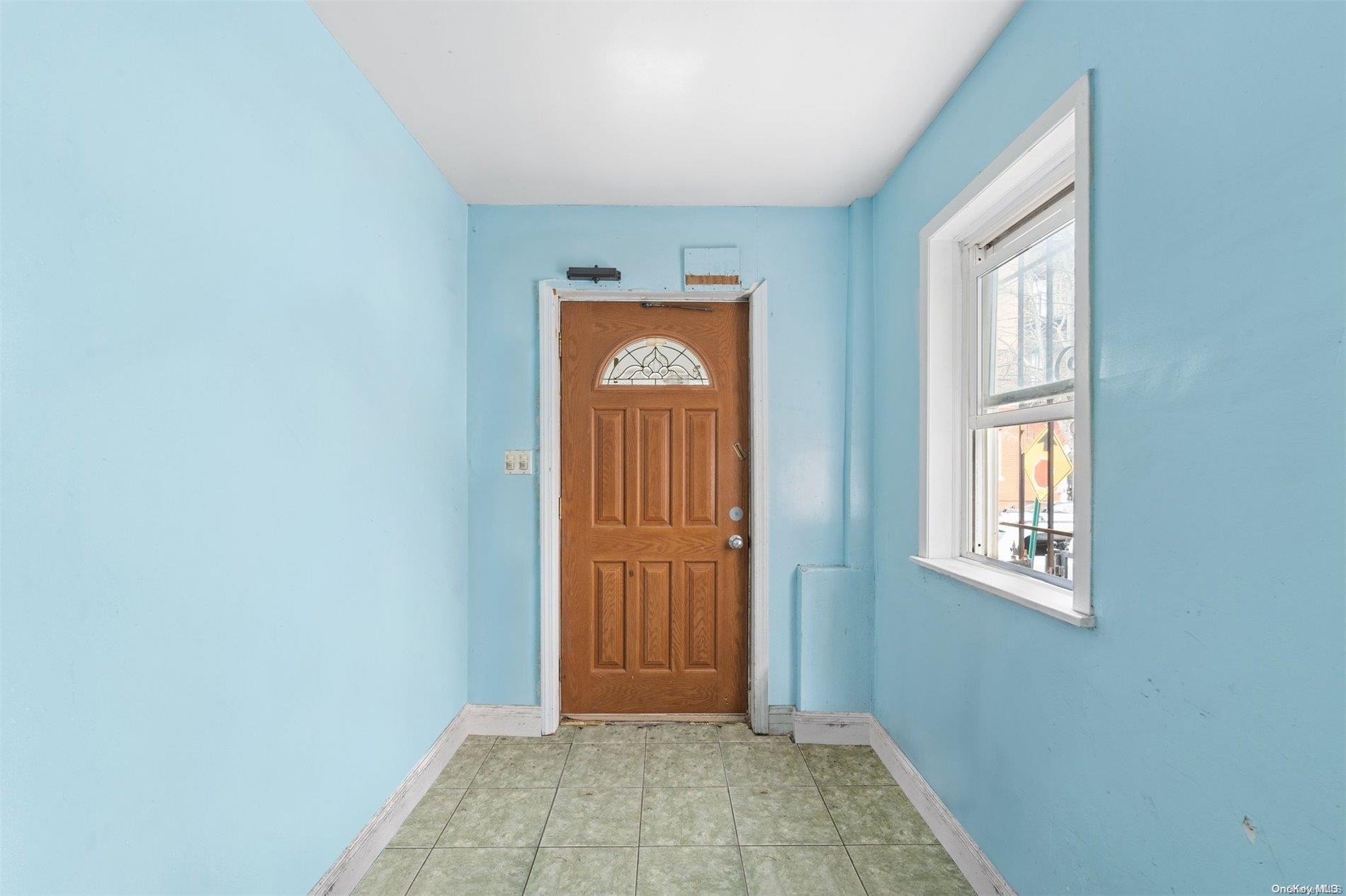 Single Family 99th  Queens, NY 11368, MLS-L3579719-4
