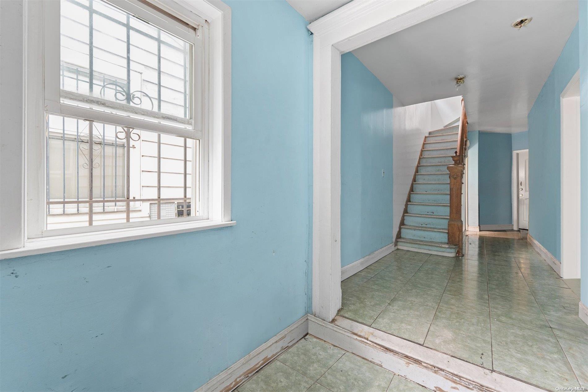 Single Family 99th  Queens, NY 11368, MLS-L3579719-5