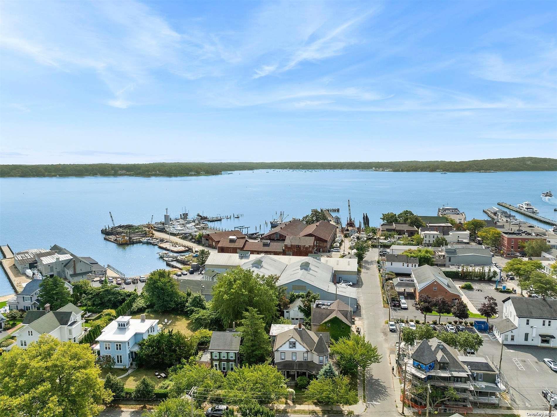 Single Family Bay  Suffolk County, NY 11944, MLS-L3579812-16