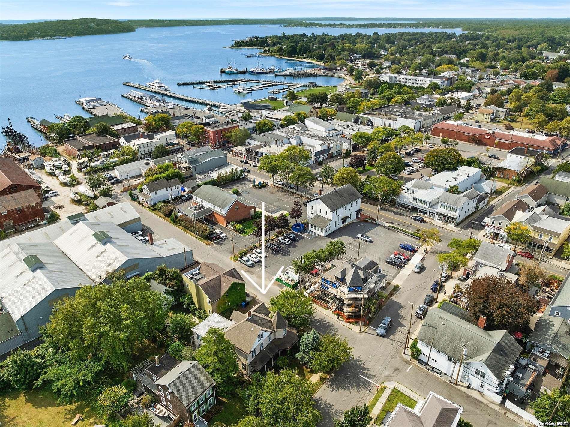 Single Family Bay  Suffolk County, NY 11944, MLS-L3579812-18