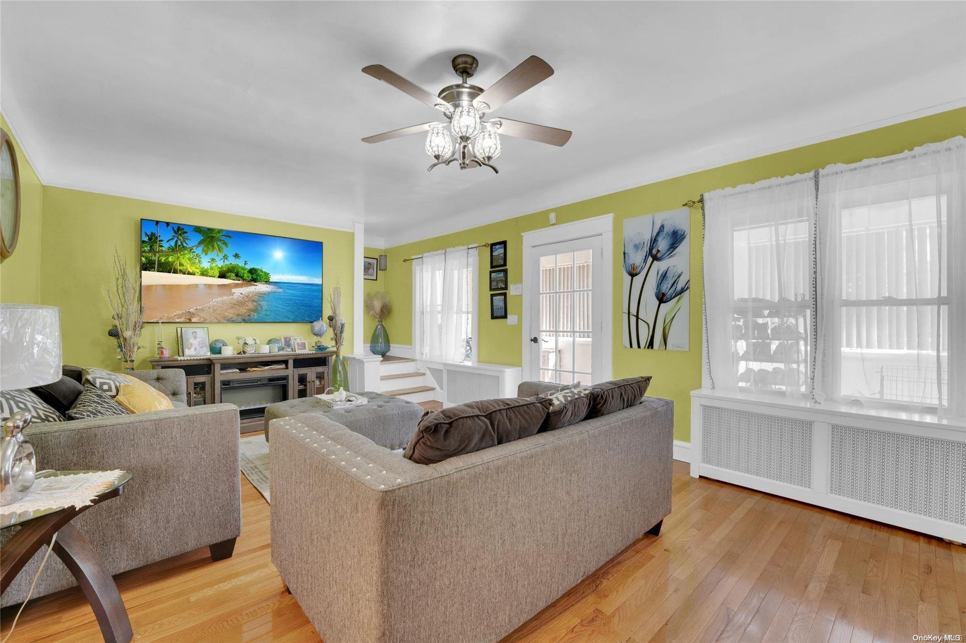 Single Family 217th  Queens, NY 11429, MLS-L3579845-11