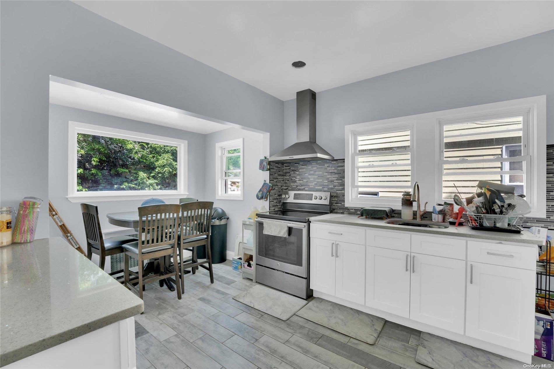 Single Family 217th  Queens, NY 11429, MLS-L3579845-15