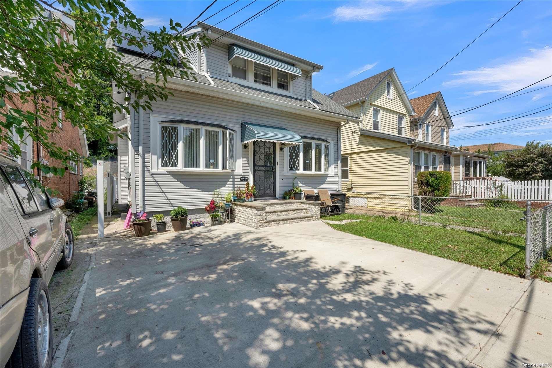Single Family 217th  Queens, NY 11429, MLS-L3579845-3