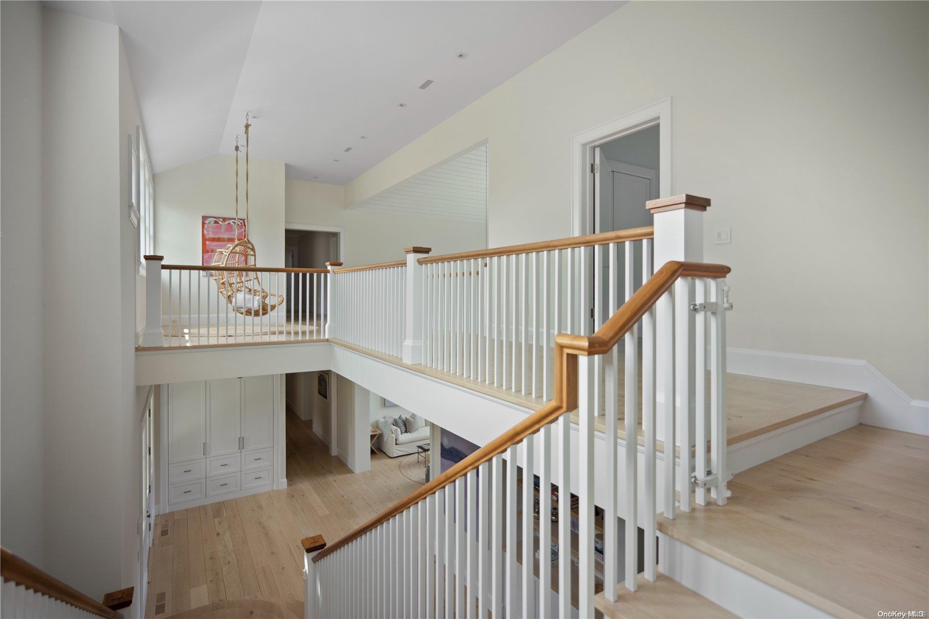 Single Family Chase Ct  Suffolk County, NY 11932, MLS-L3579927-18