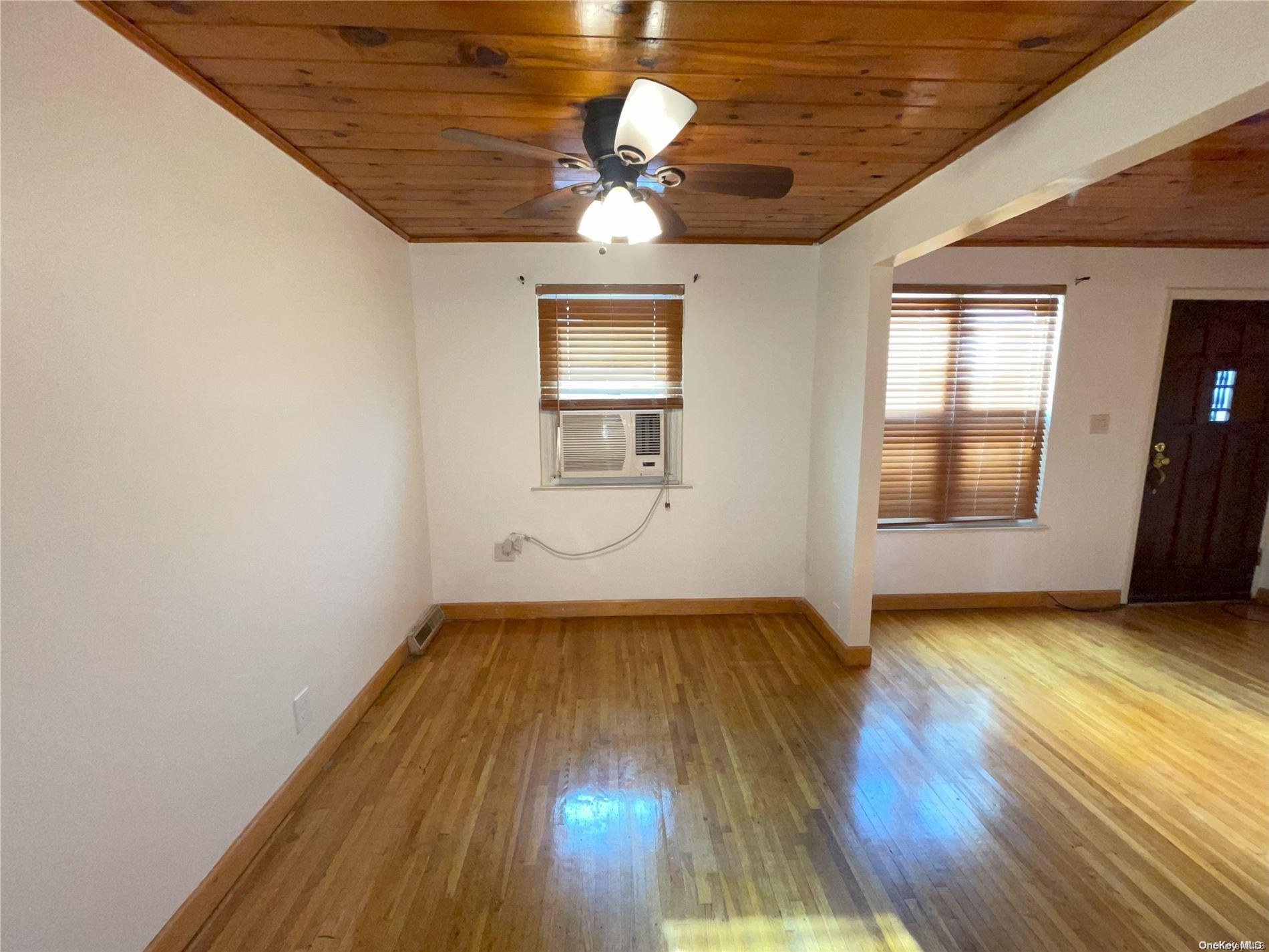 Apartment 207th  Queens, NY 11361, MLS-L3580073-5