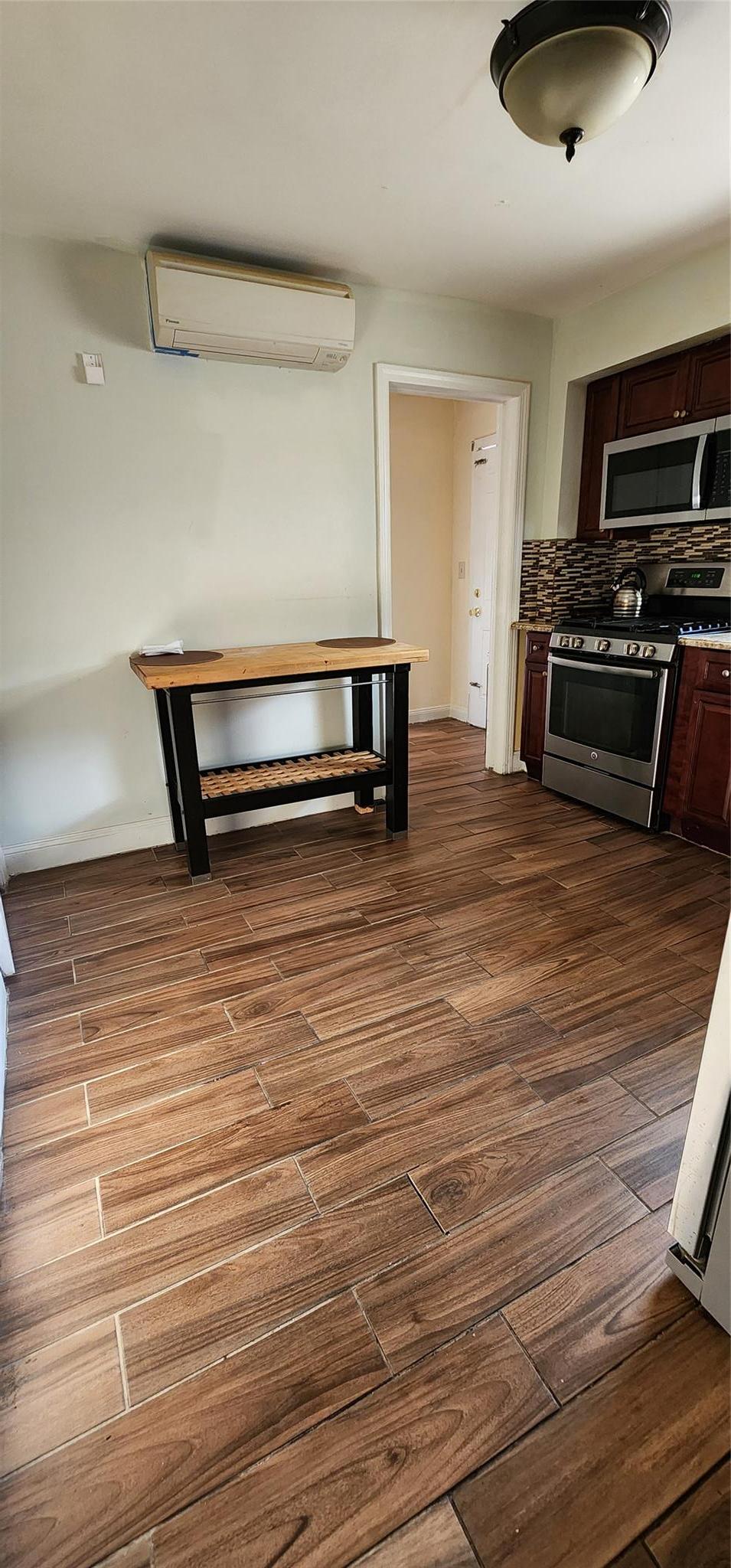 Single Family Long Beach  Nassau County, NY 11550, MLS-L3580250-24