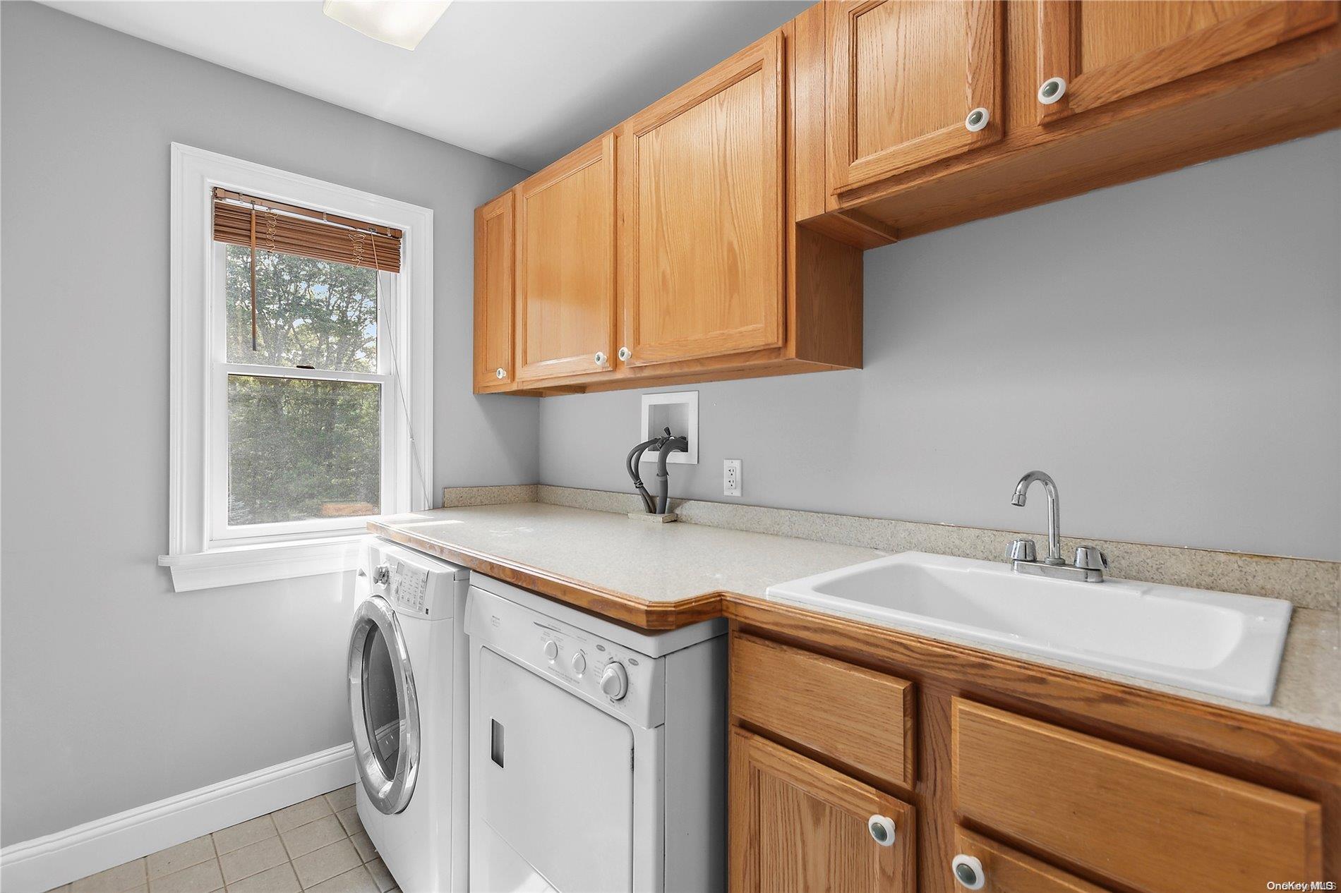 Single Family Prospect  Suffolk County, NY 11937, MLS-L3580303-13