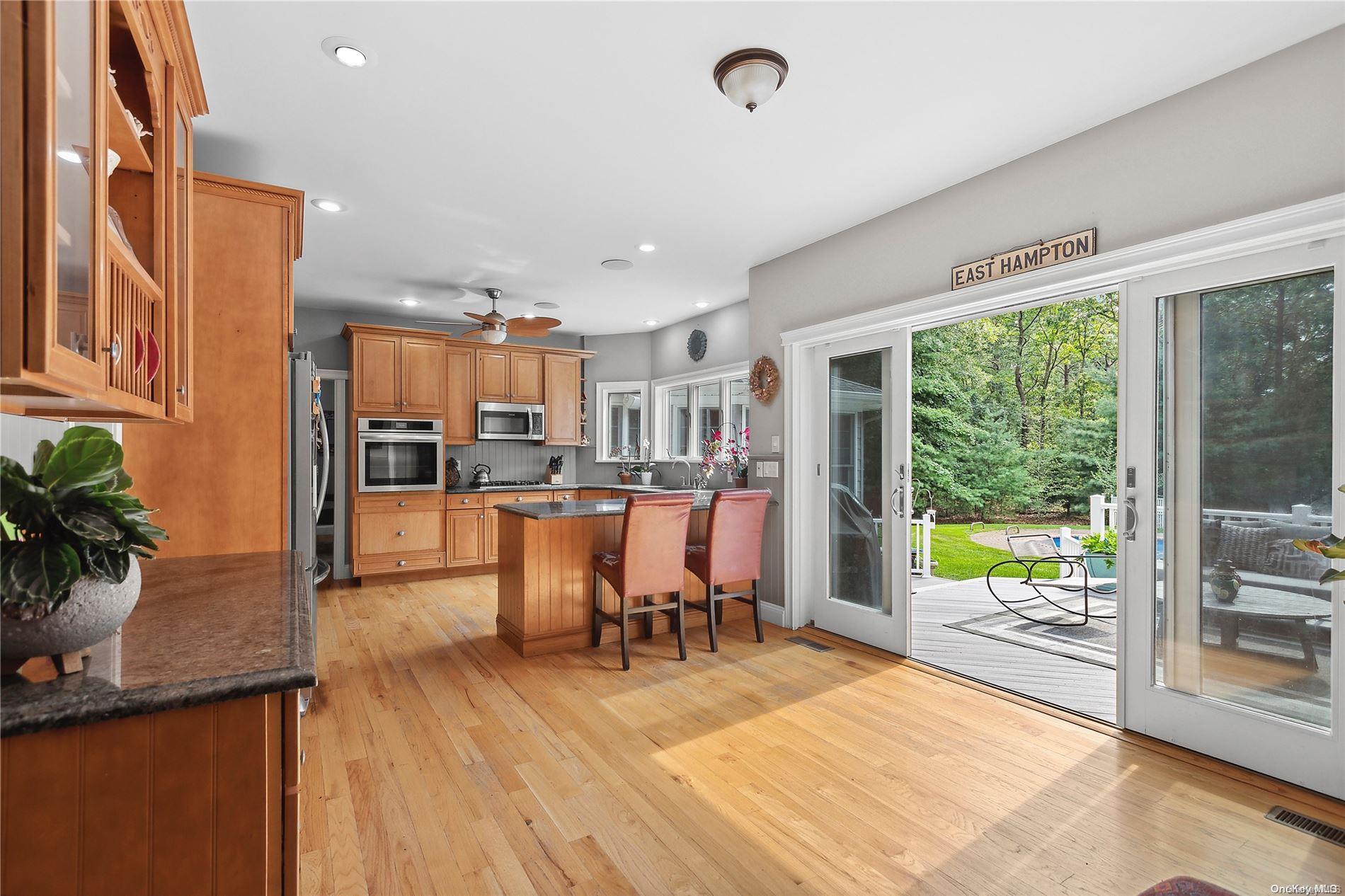 Single Family Prospect  Suffolk County, NY 11937, MLS-L3580303-6
