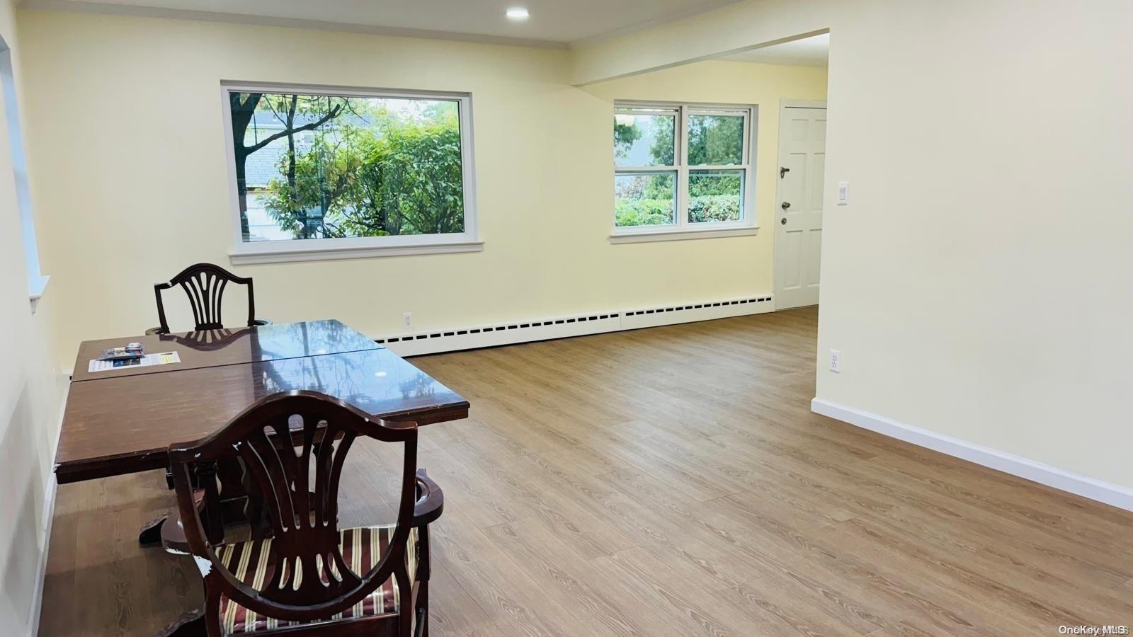 Single Family New Hyde Park  Nassau County, NY 11040, MLS-L3580338-15