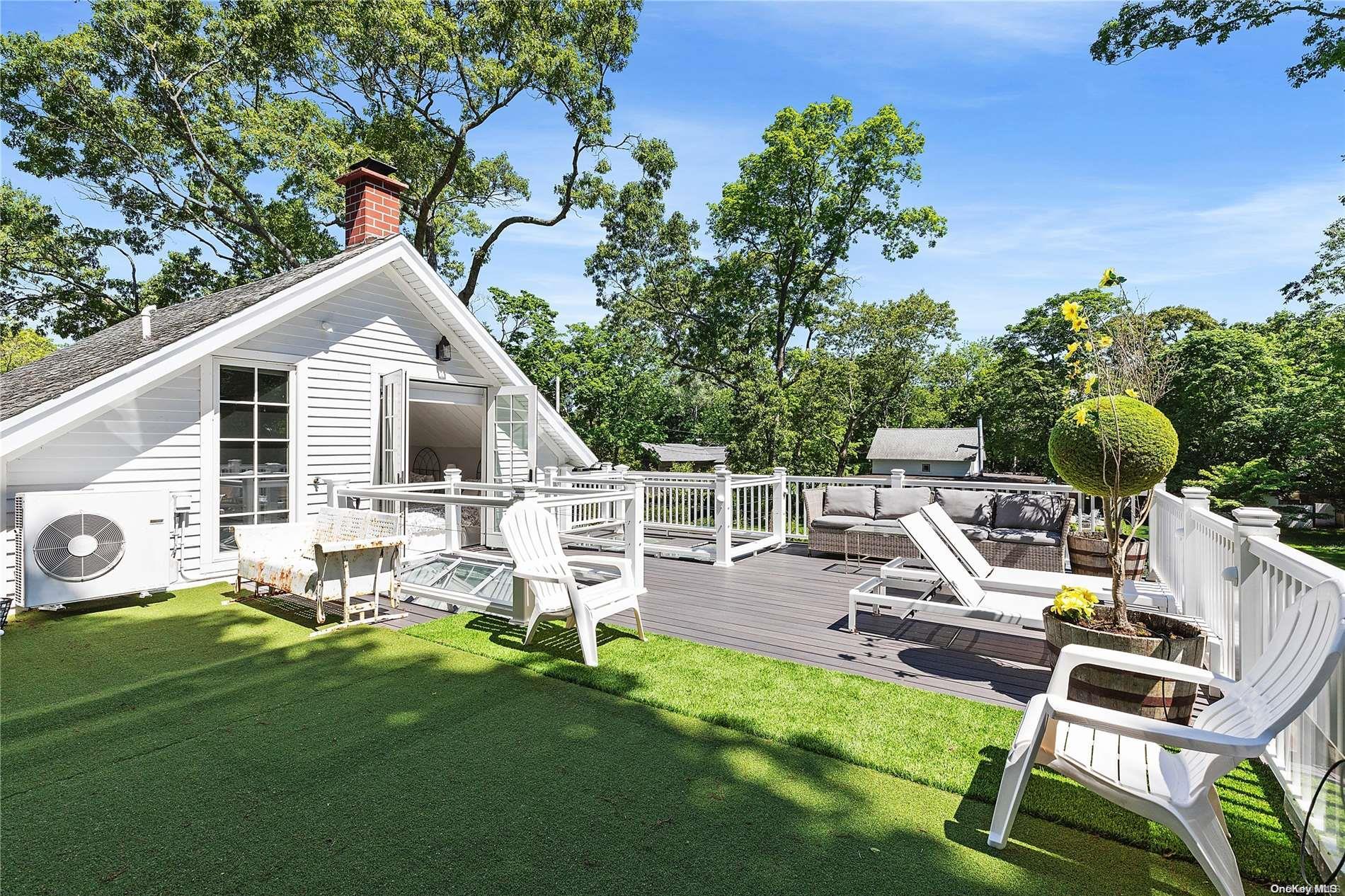 Single Family Hamilton  Suffolk County, NY 11963, MLS-L3580411-15