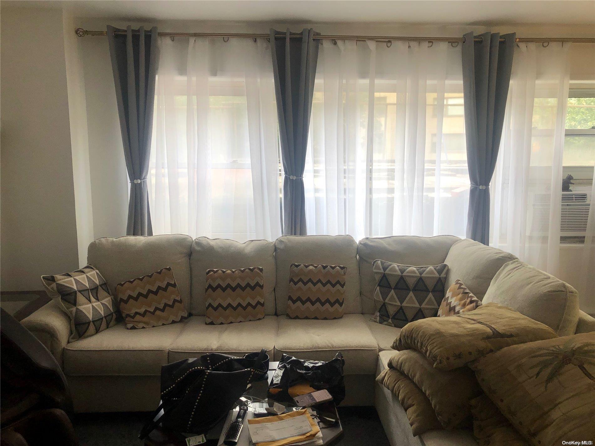 Coop 6 Fordham  Bronx, NY 10468, MLS-L3580439-3