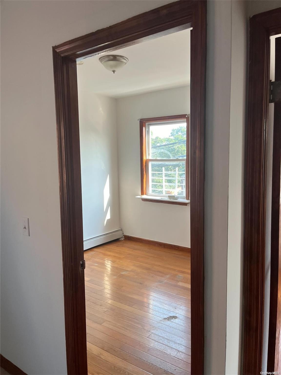 Single Family 14th  Queens, NY 11356, MLS-L3580831-5