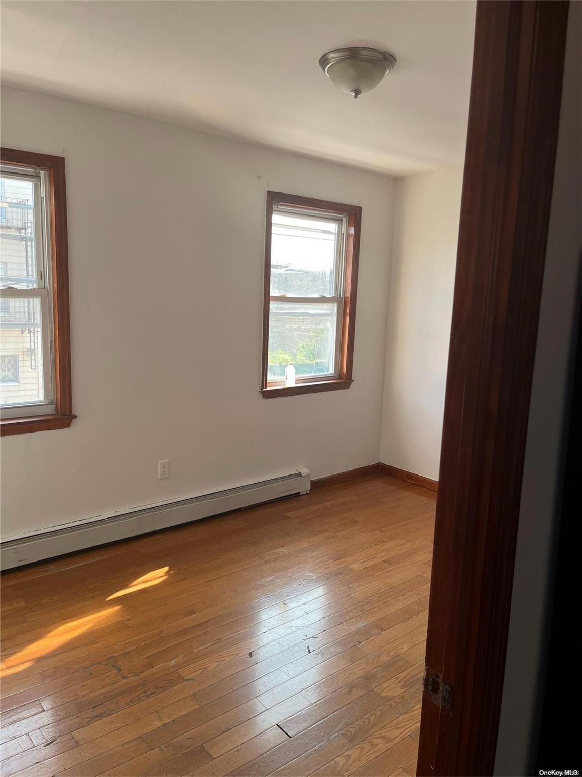 Single Family 14th  Queens, NY 11356, MLS-L3580831-6