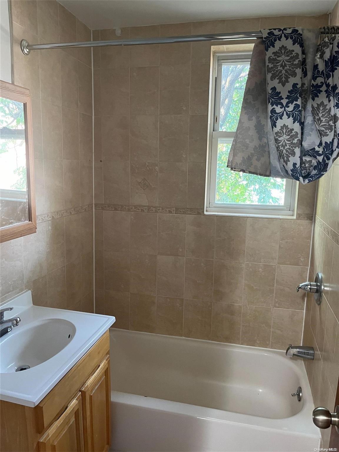 Single Family 14th  Queens, NY 11356, MLS-L3580831-8