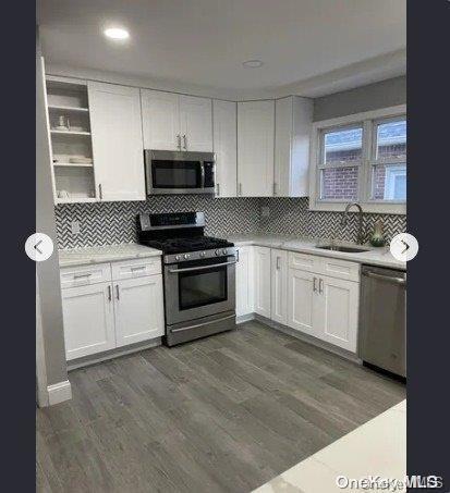 Single Family Whitehall Ter  Queens, NY 11427, MLS-L3580878-3