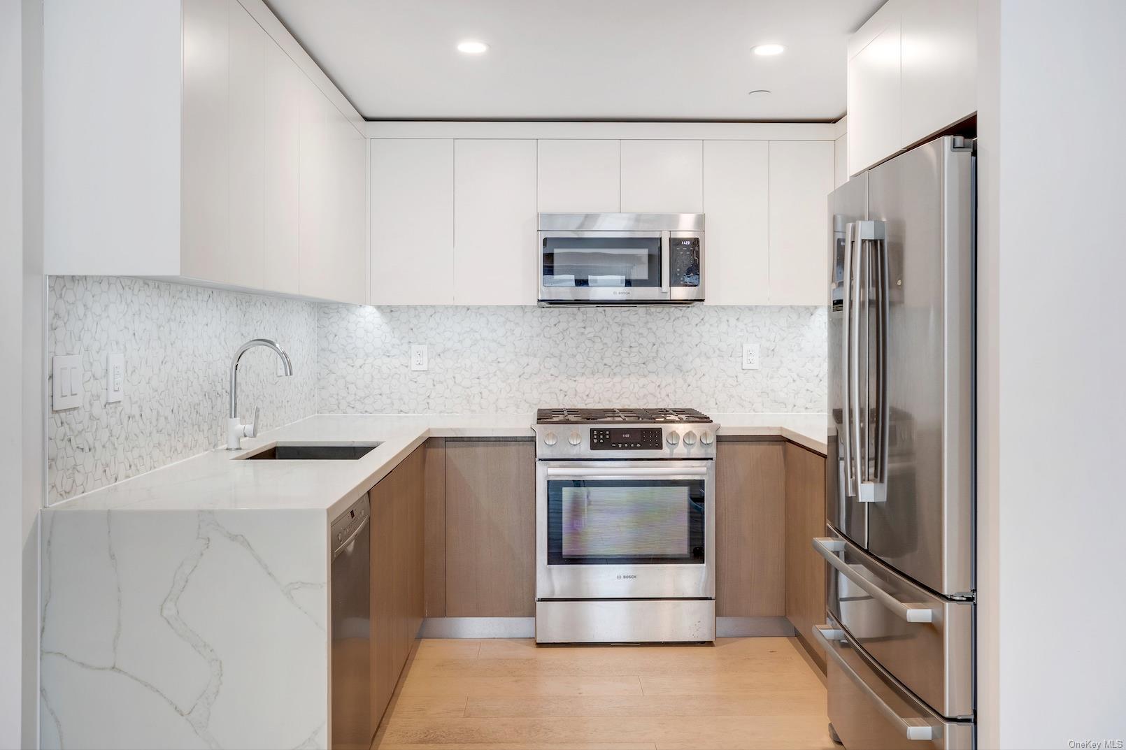 Condo Ocean  Brooklyn, NY 11229, MLS-L3580941-4