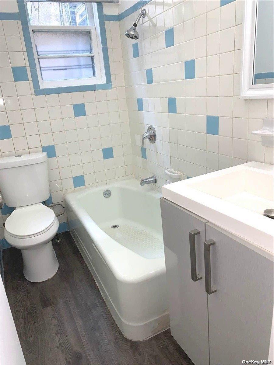 Single Family Liberty  Queens, NY 11417, MLS-L3581115-22