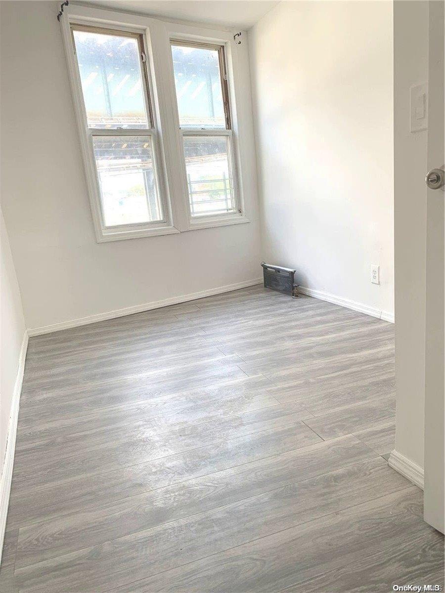 Single Family Liberty  Queens, NY 11417, MLS-L3581115-24