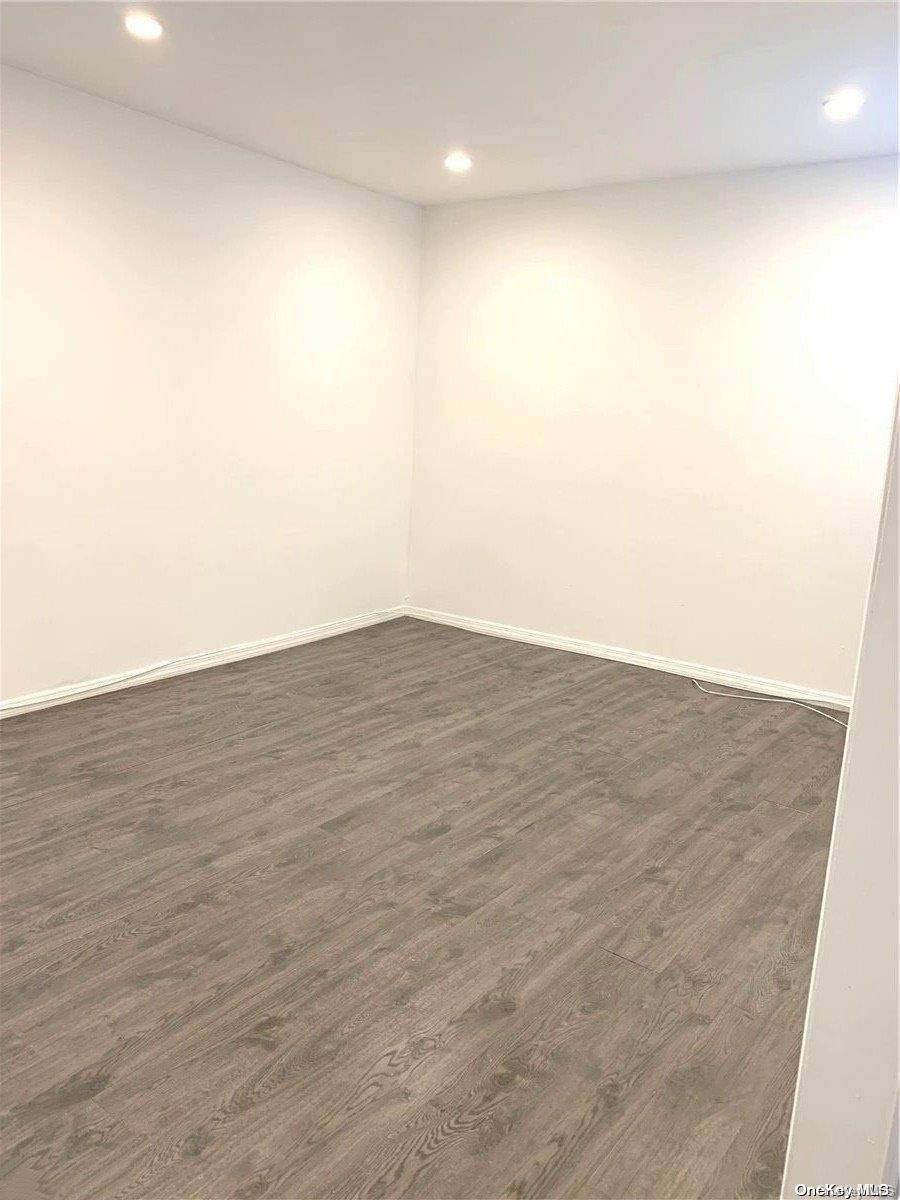 Single Family Liberty  Queens, NY 11417, MLS-L3581115-25