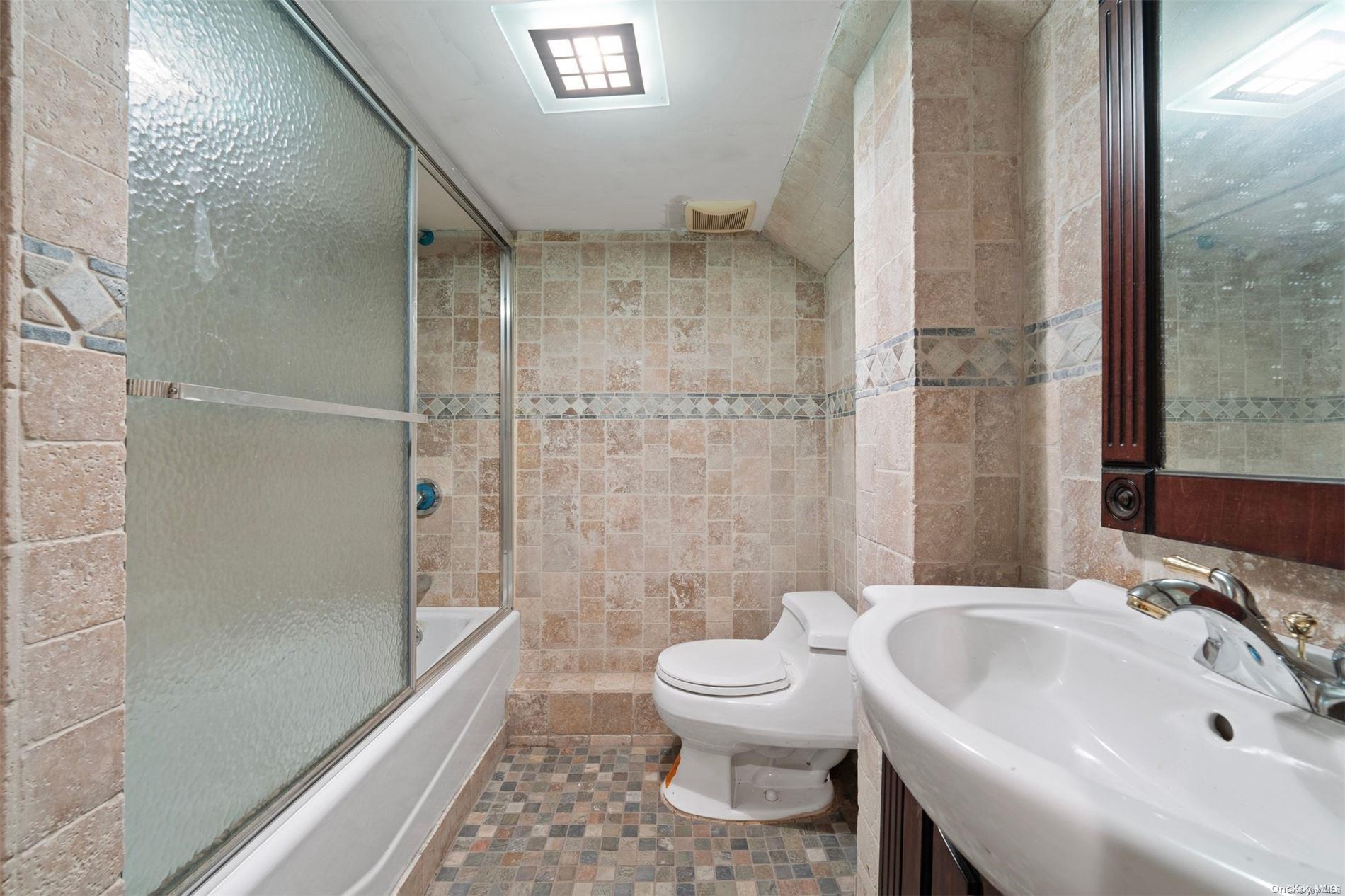 Single Family Albemarle  Brooklyn, NY 11218, MLS-L3581160-12